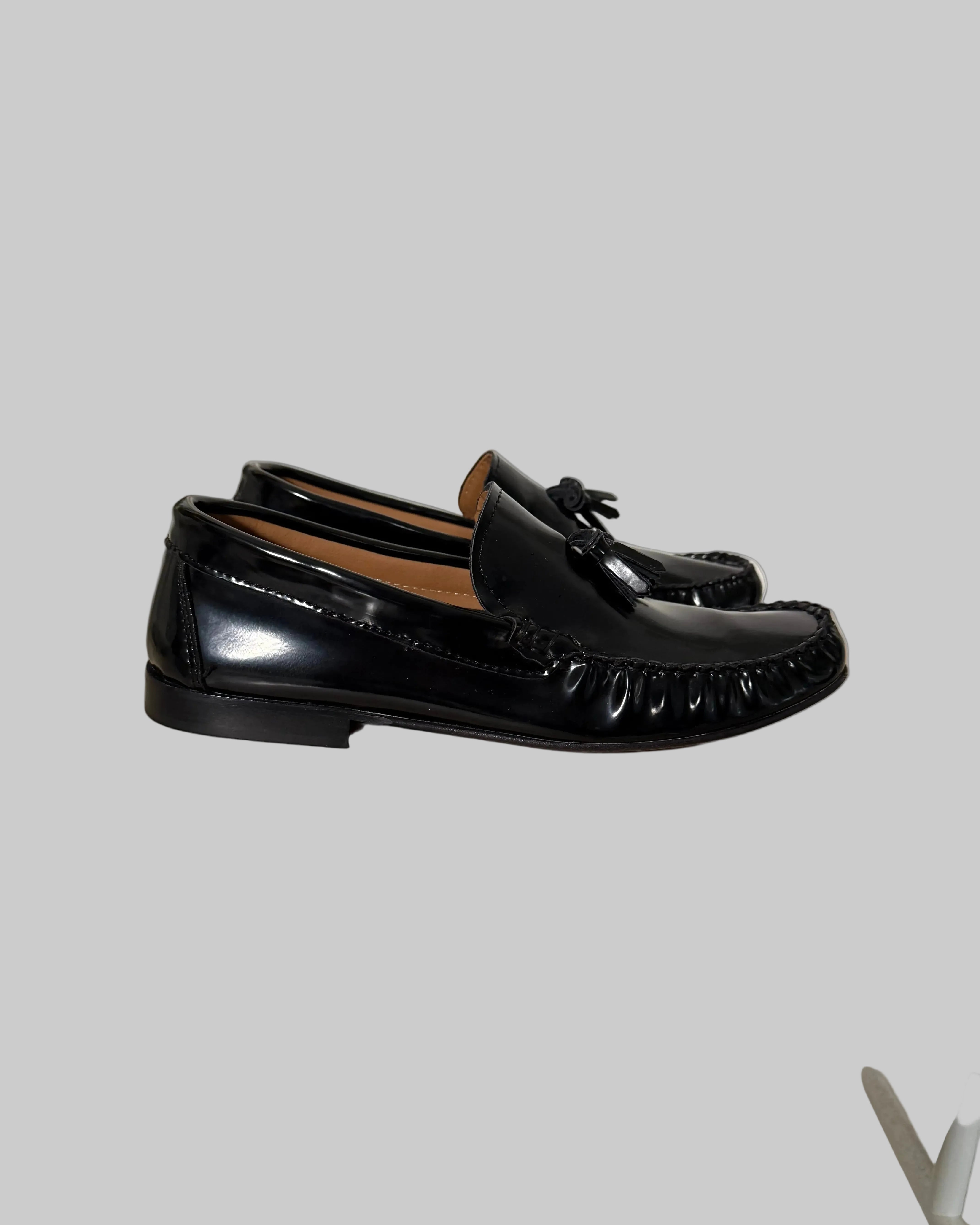 MOCASSINO CON PUNTA TONDA E NAPPINA