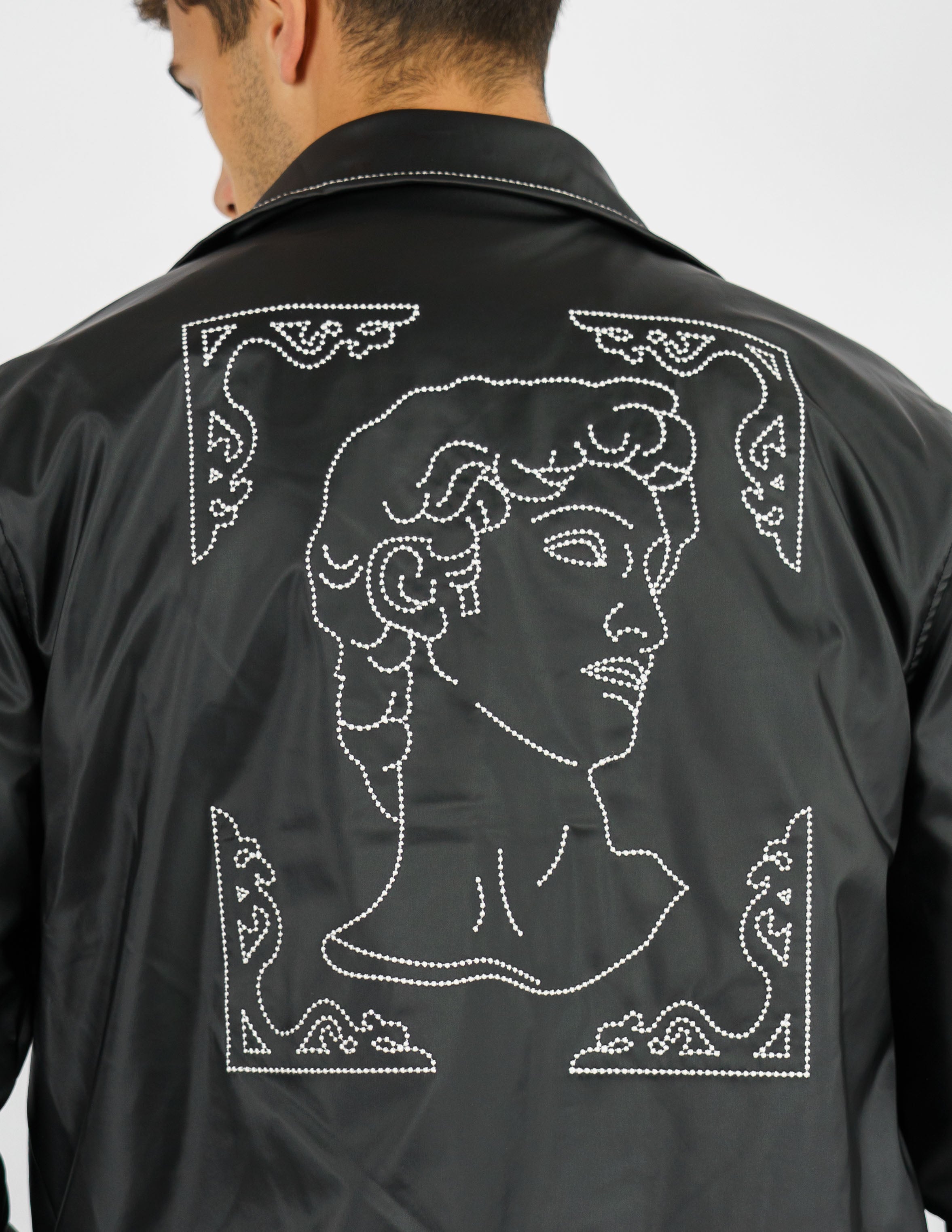 Giubbotto strutturato con ricamo