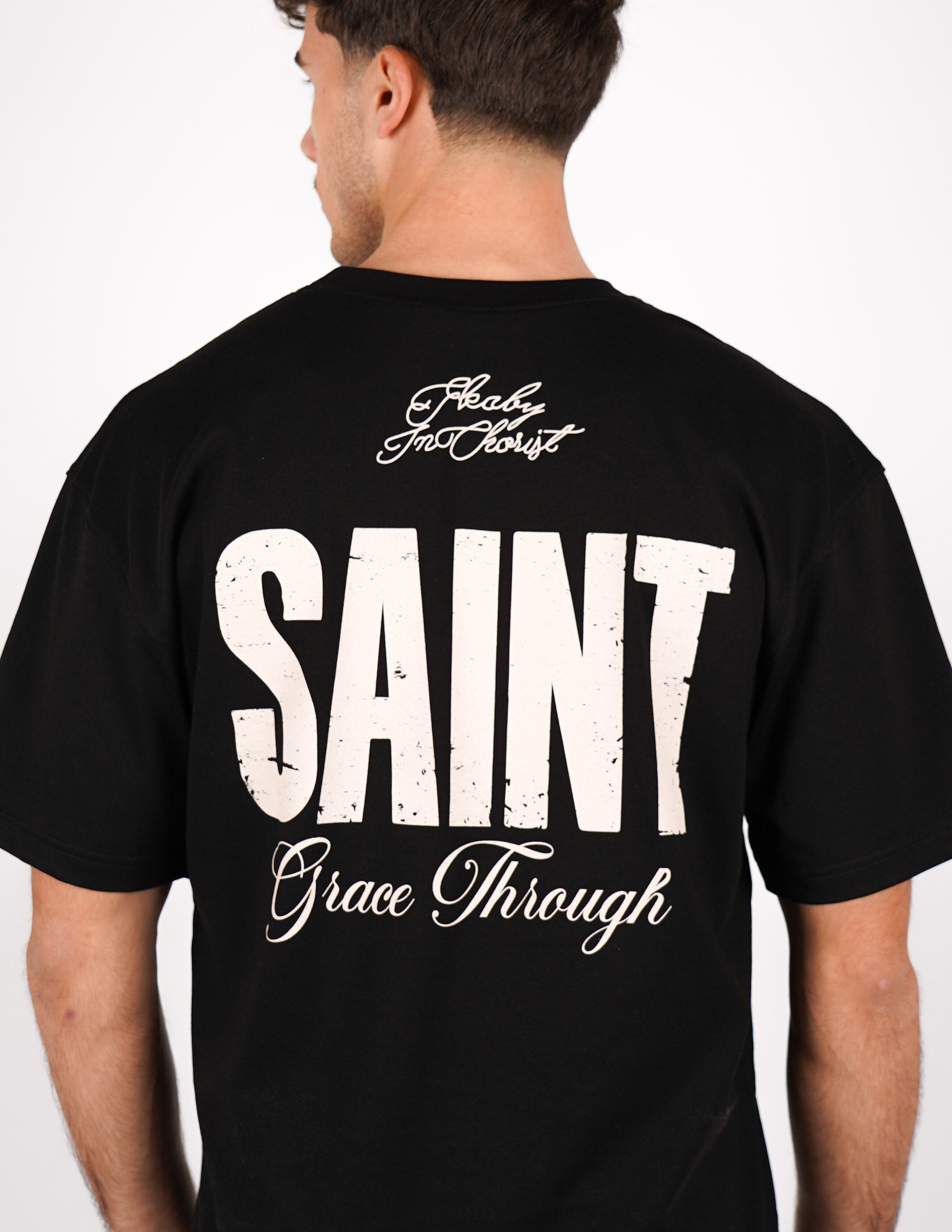 T-SHIRT "SAINT" STAMPA SUL RETRO