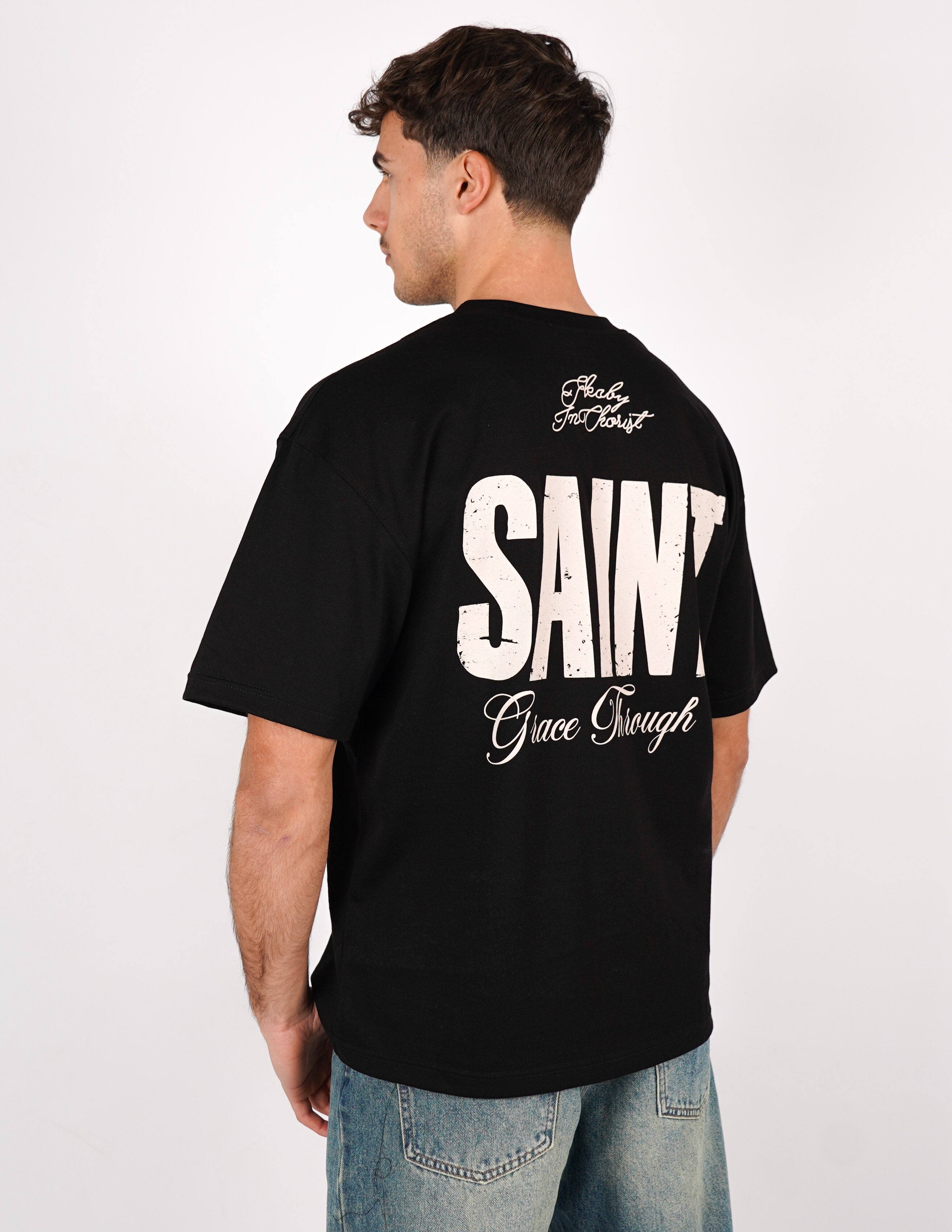 T-SHIRT "SAINT" STAMPA SUL RETRO