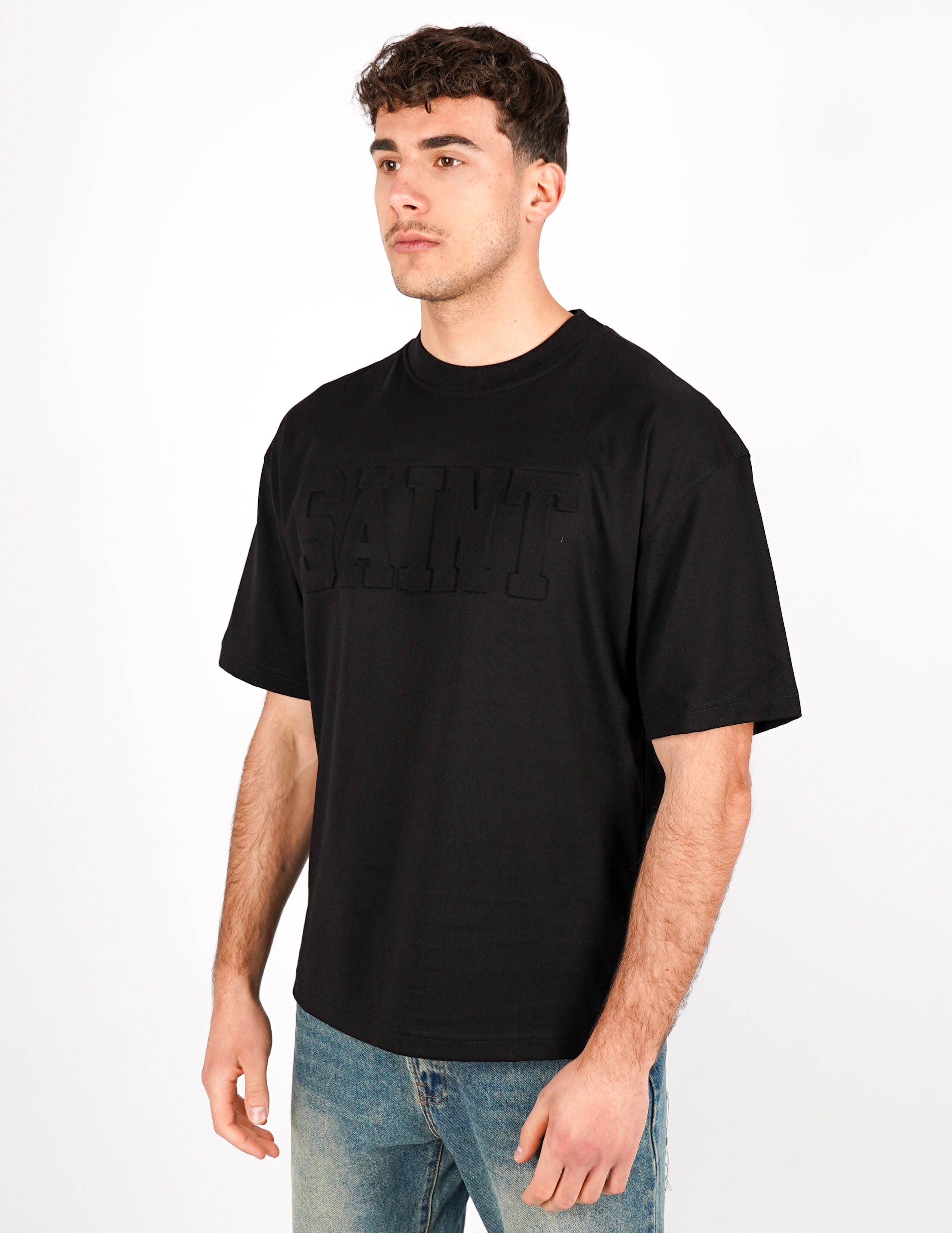 T-SHIRT LOGO "SAINT" IN RILIEVO