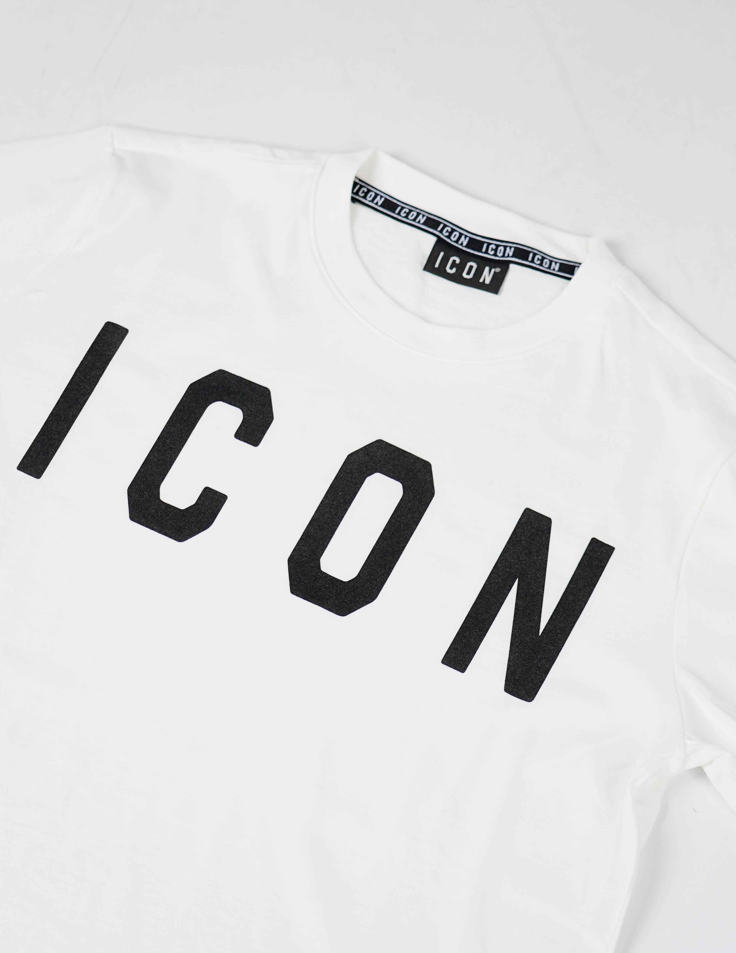 T-shirt manica corta "ICON"