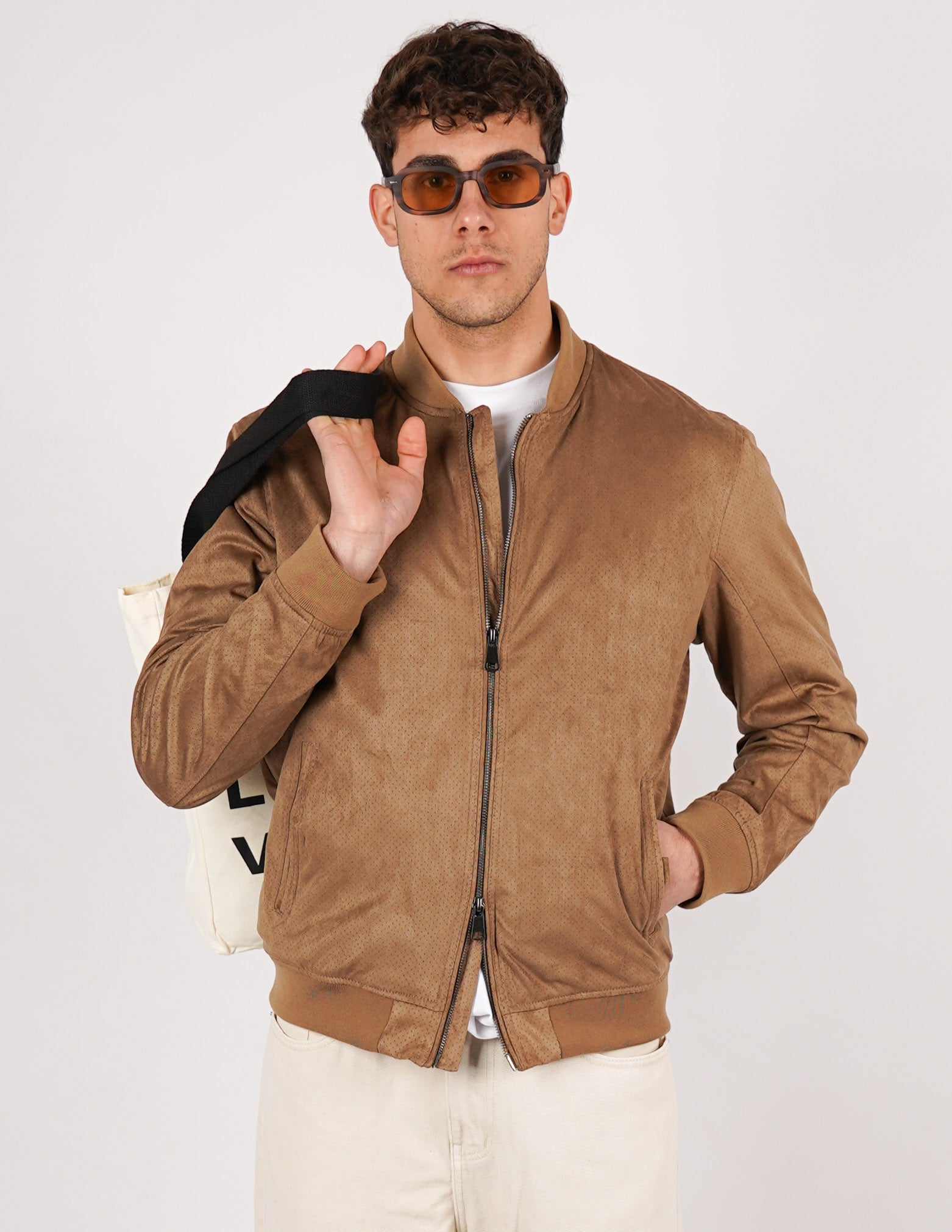 GIUBBINO COLLO COLLEGE TRAFORATO