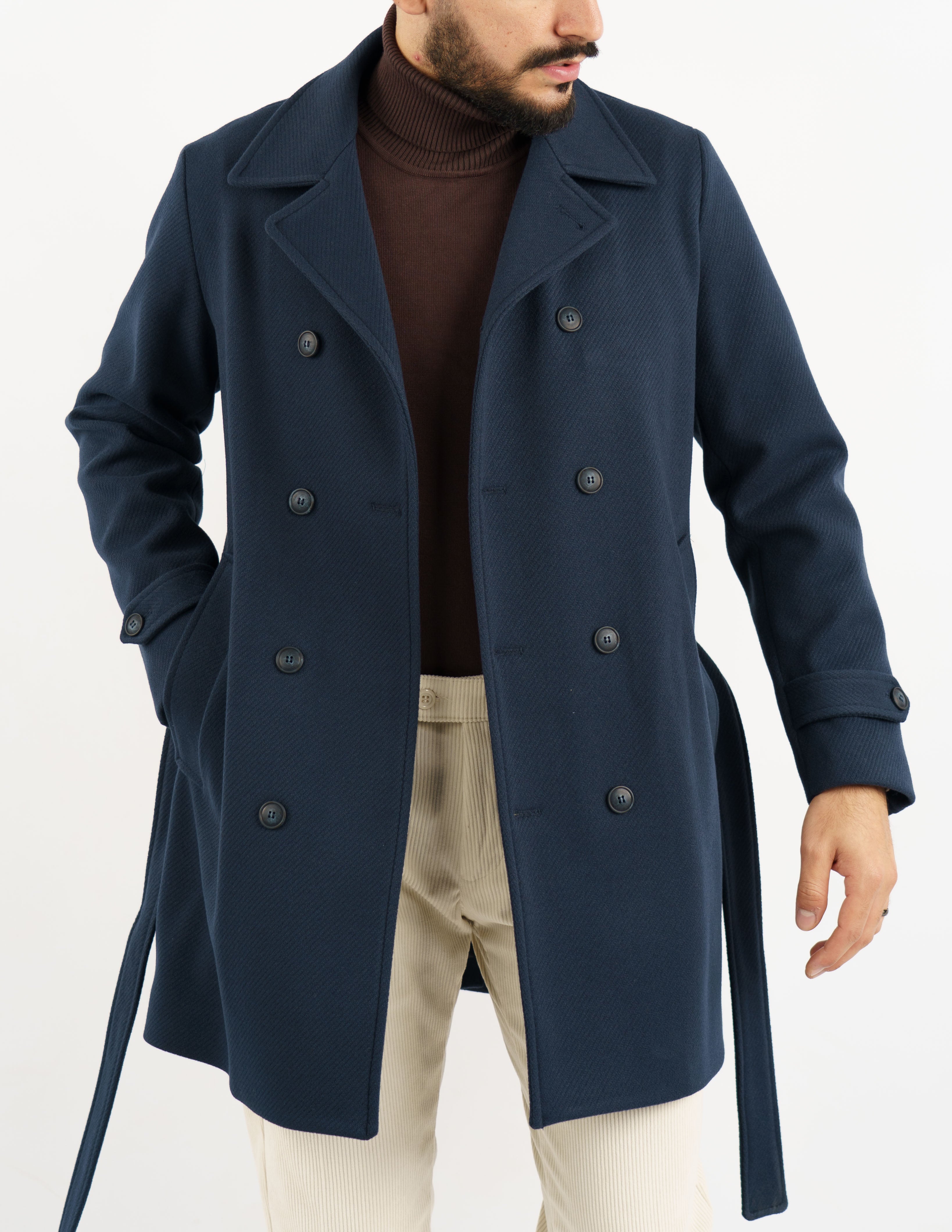 cappotto elegante doppiopetto con cintura