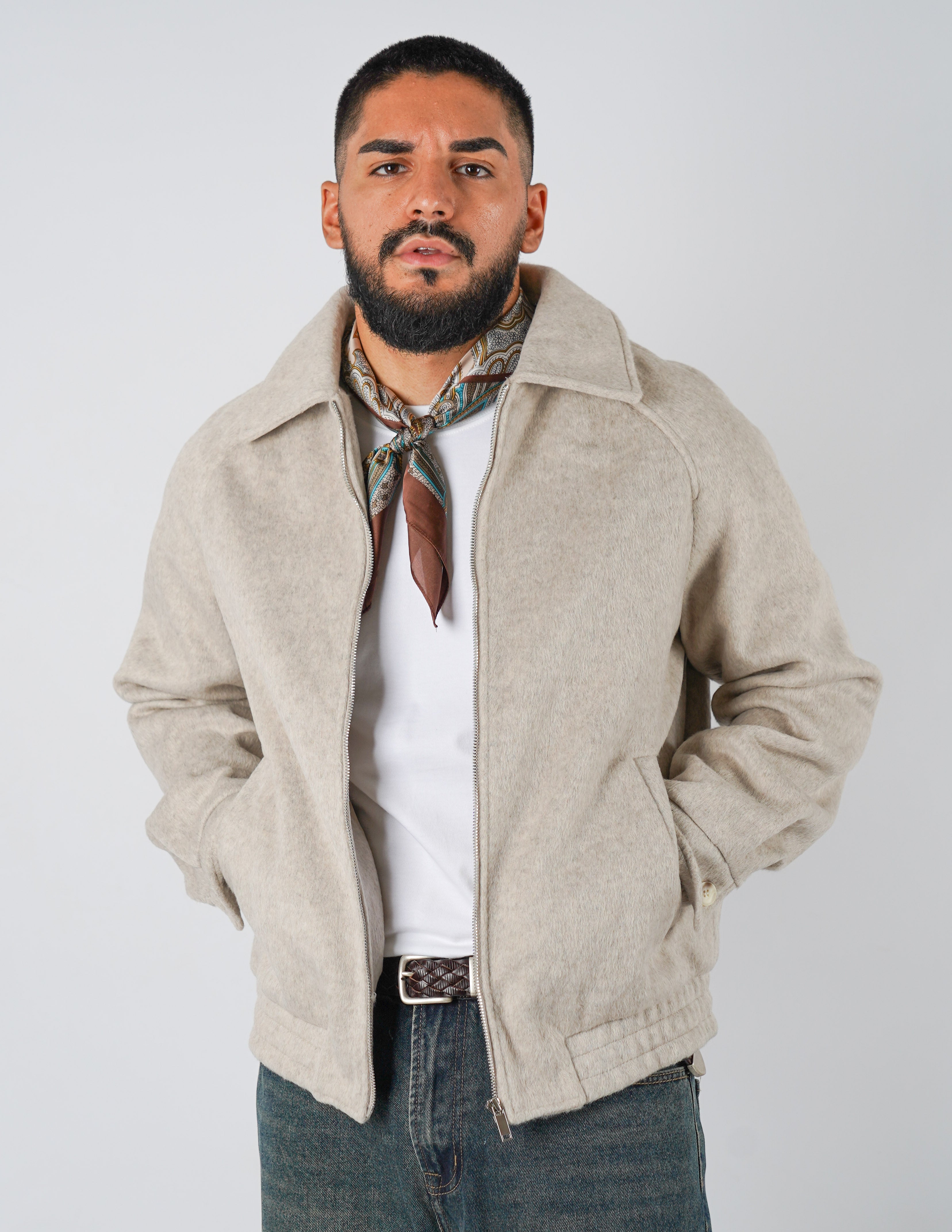 Cappotto con collo in panno