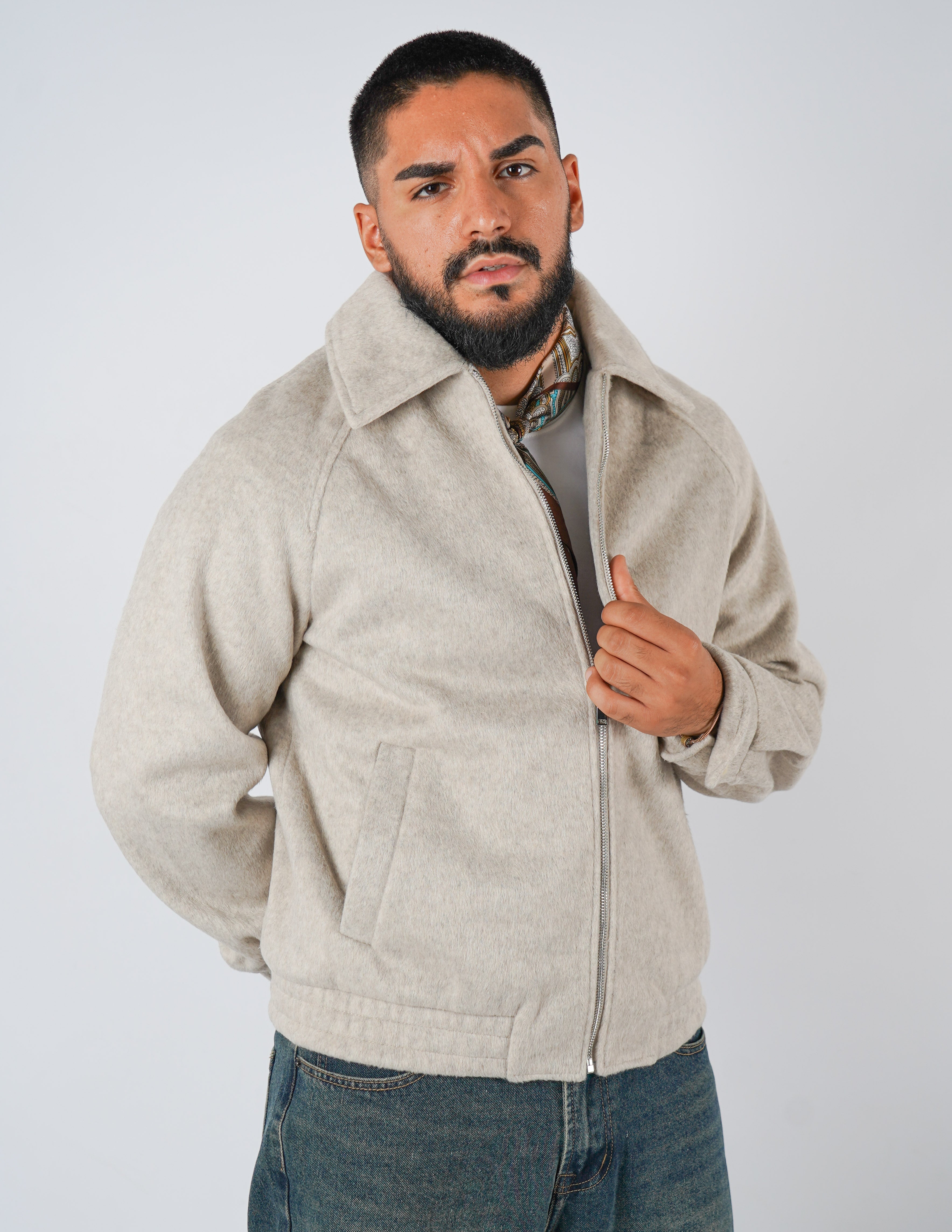 Cappotto con collo in panno