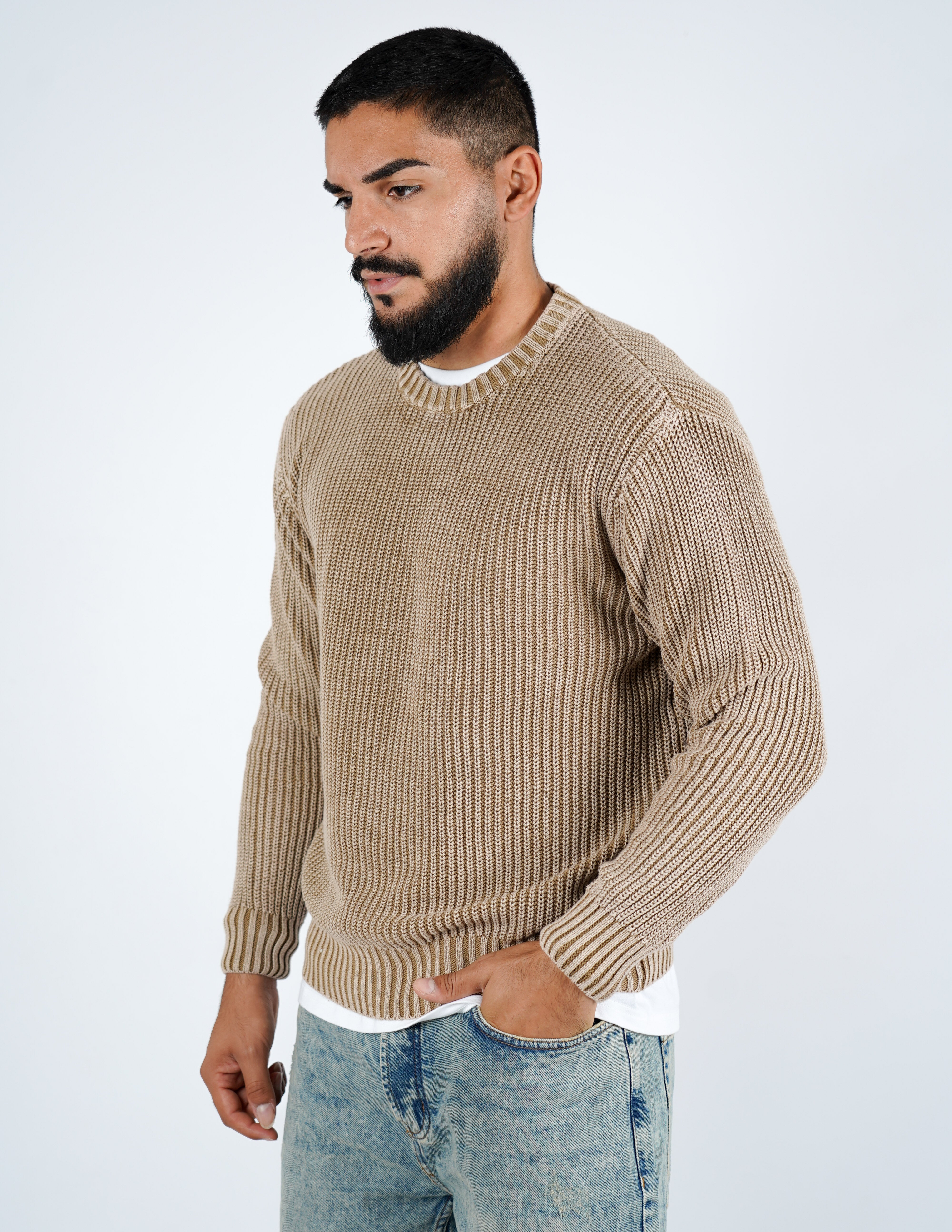 Maglione slavato girocollo