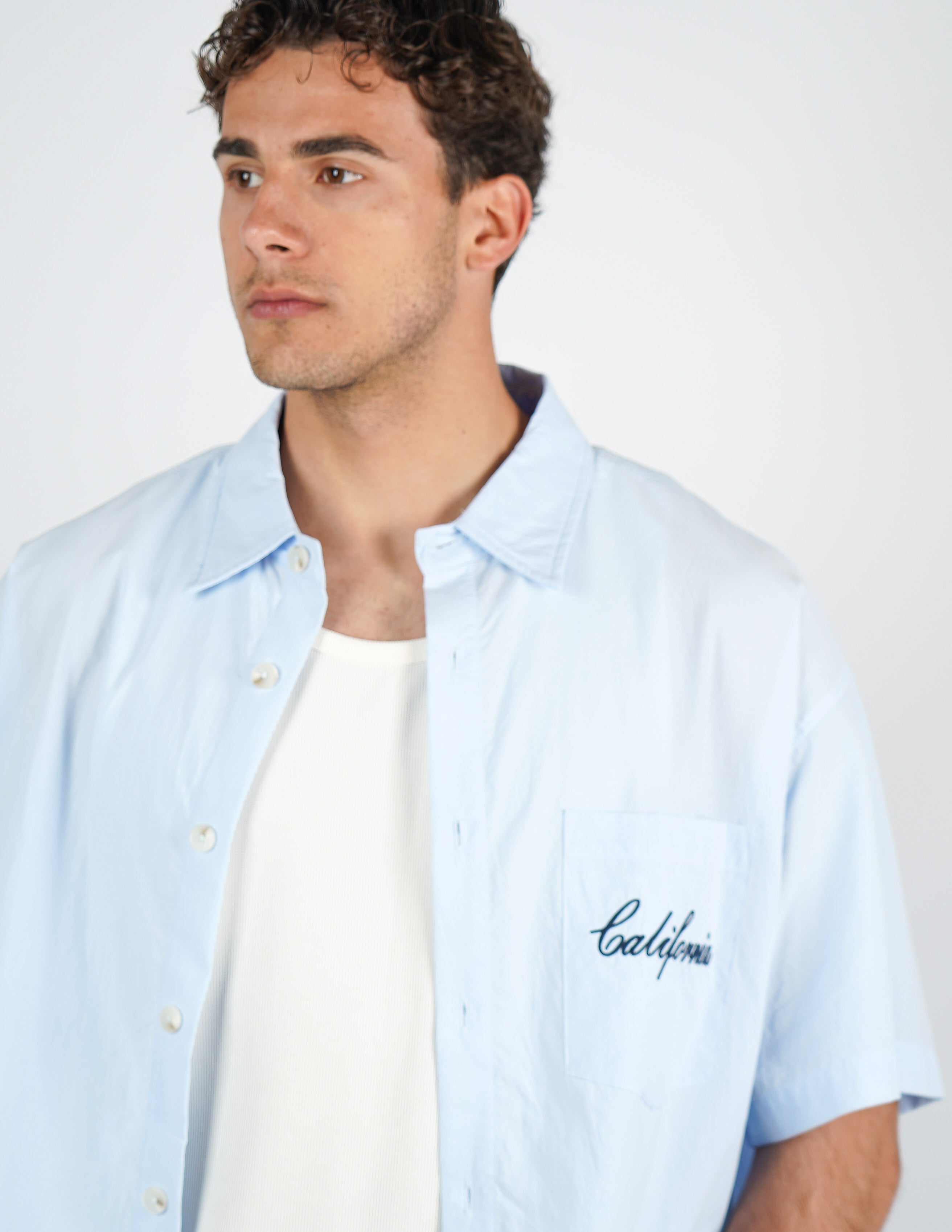 CAMICIA MANICA CORTA STRUTTURATA CON NUMERO