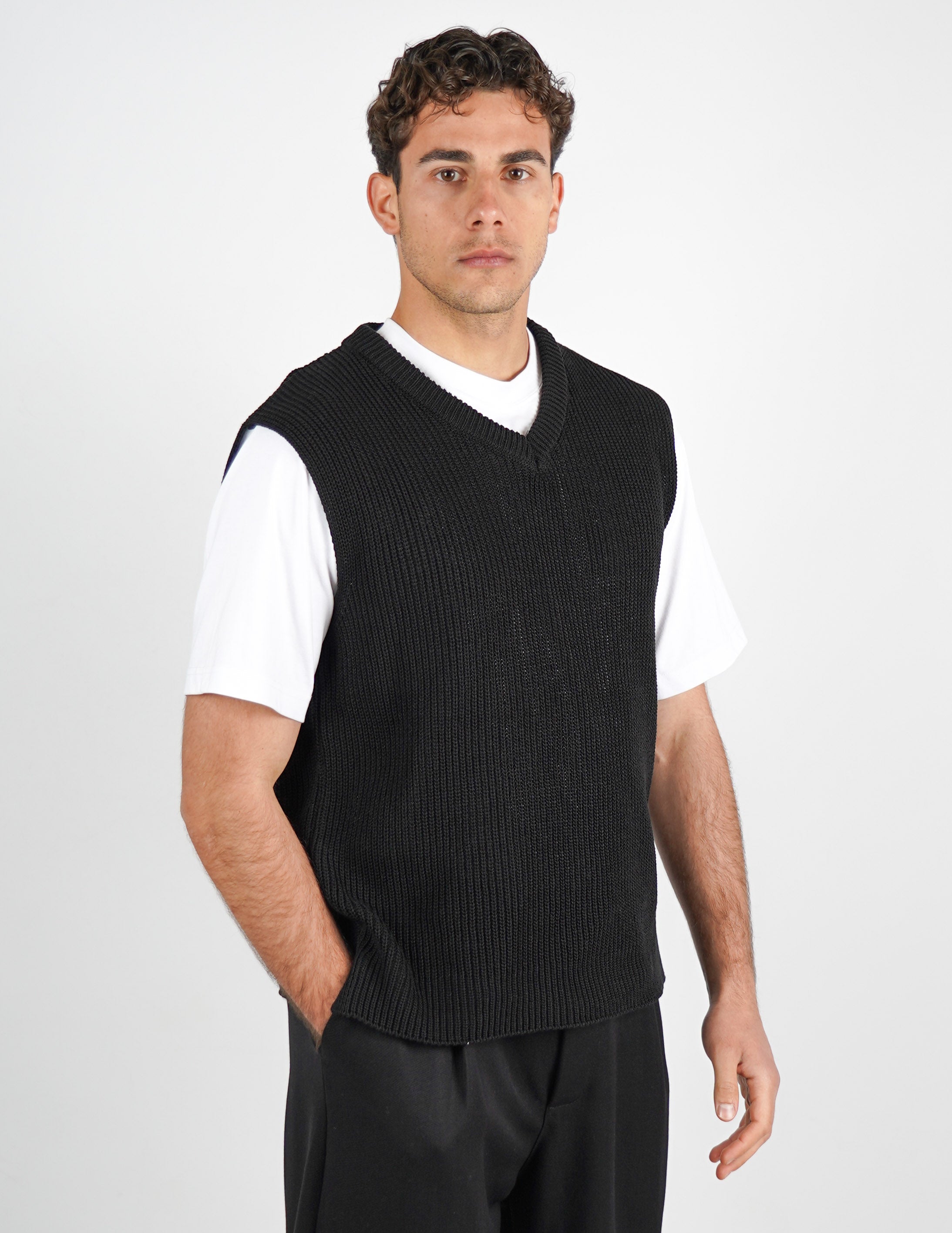SMANICATO COLLO A V IN COTONE