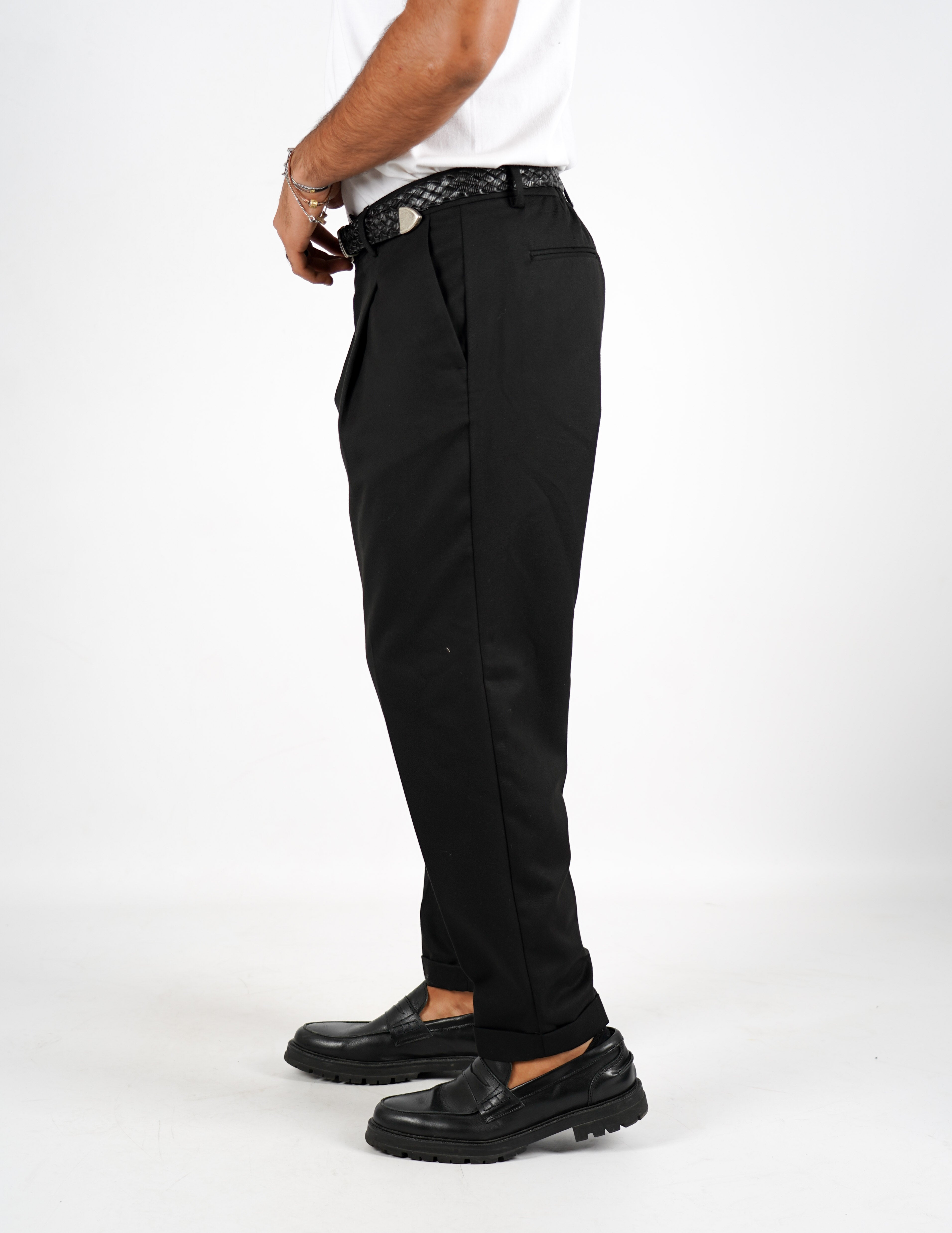 Pantalone con pence Over D