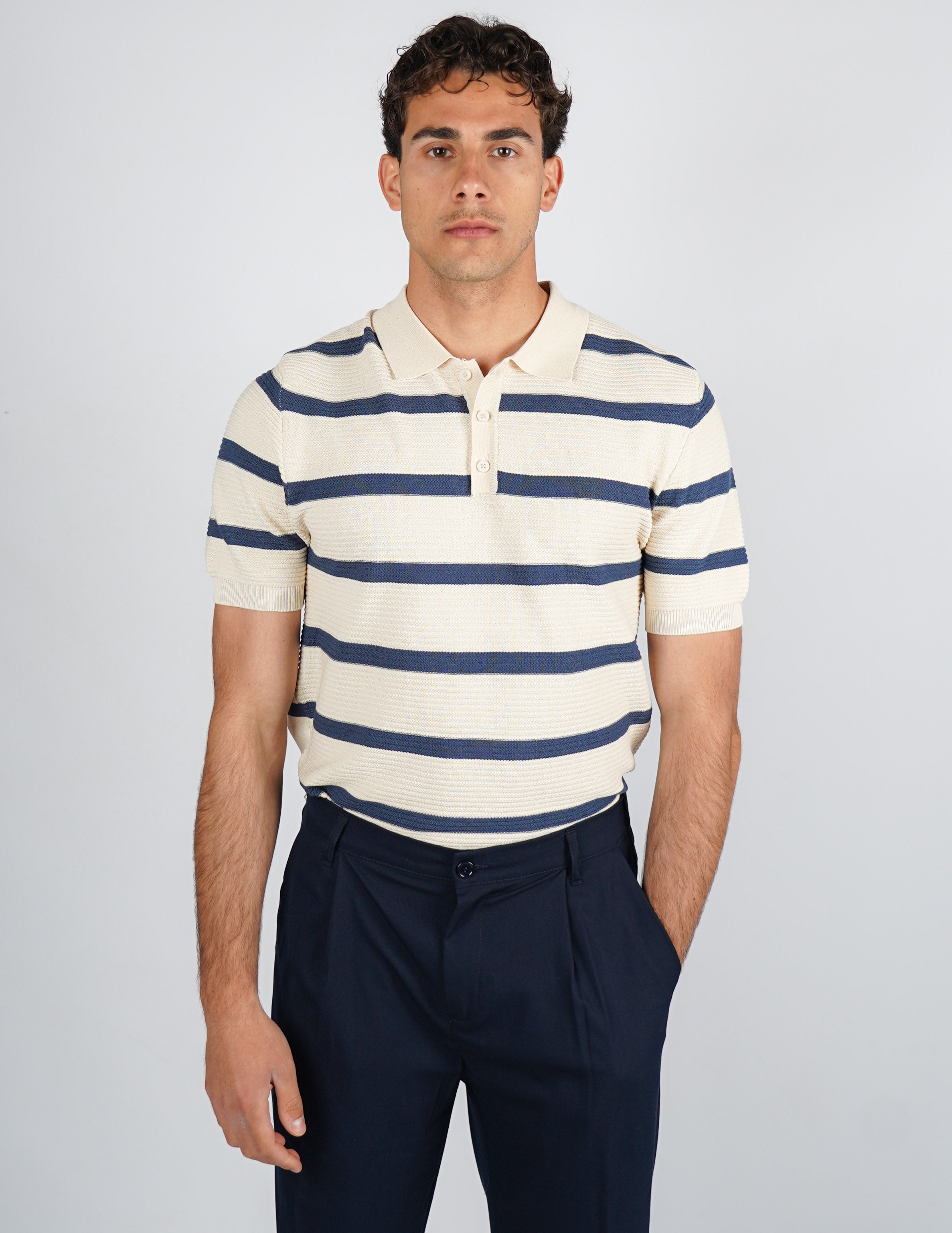 polo in maglia a righe