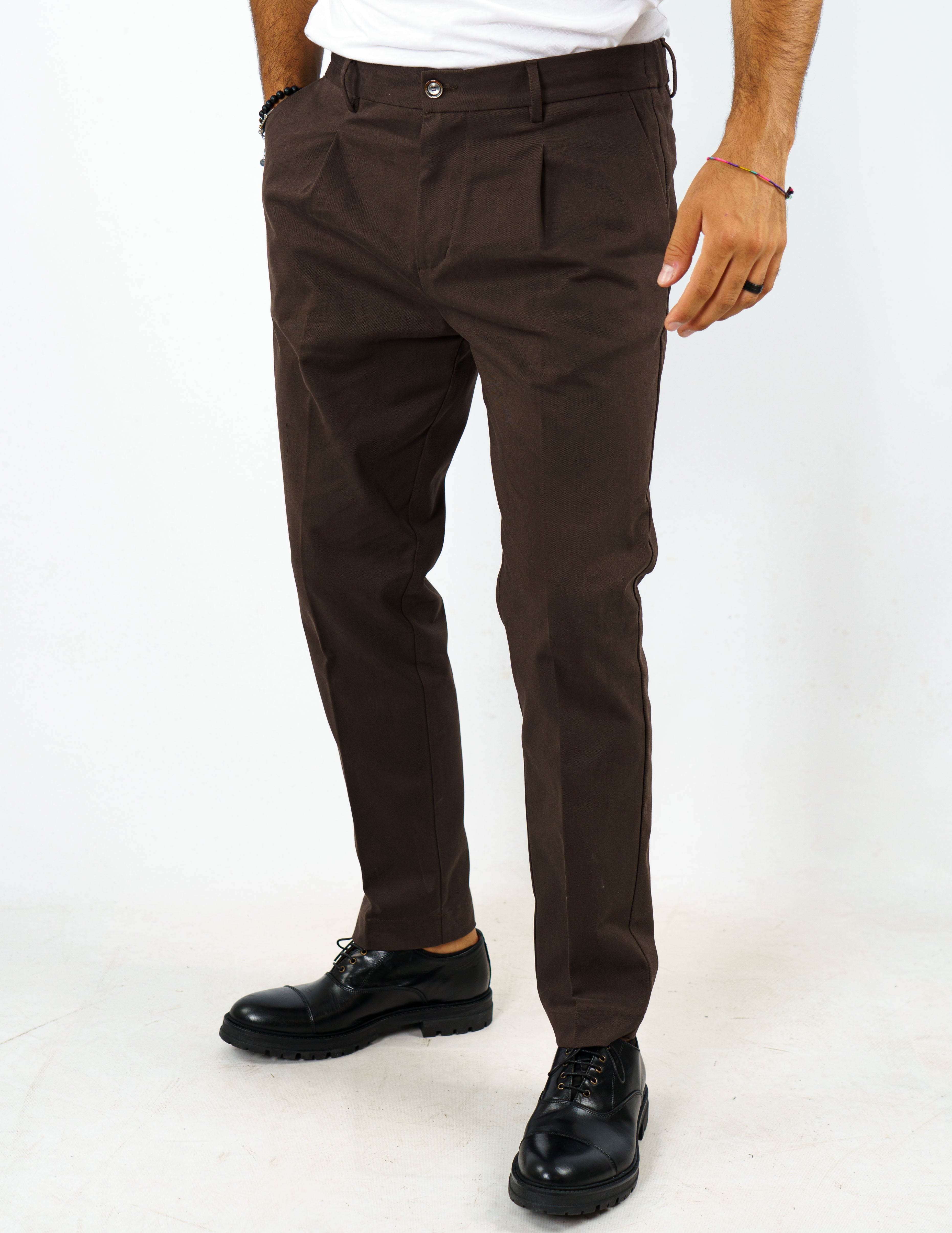 pantalone lungo con pence over d