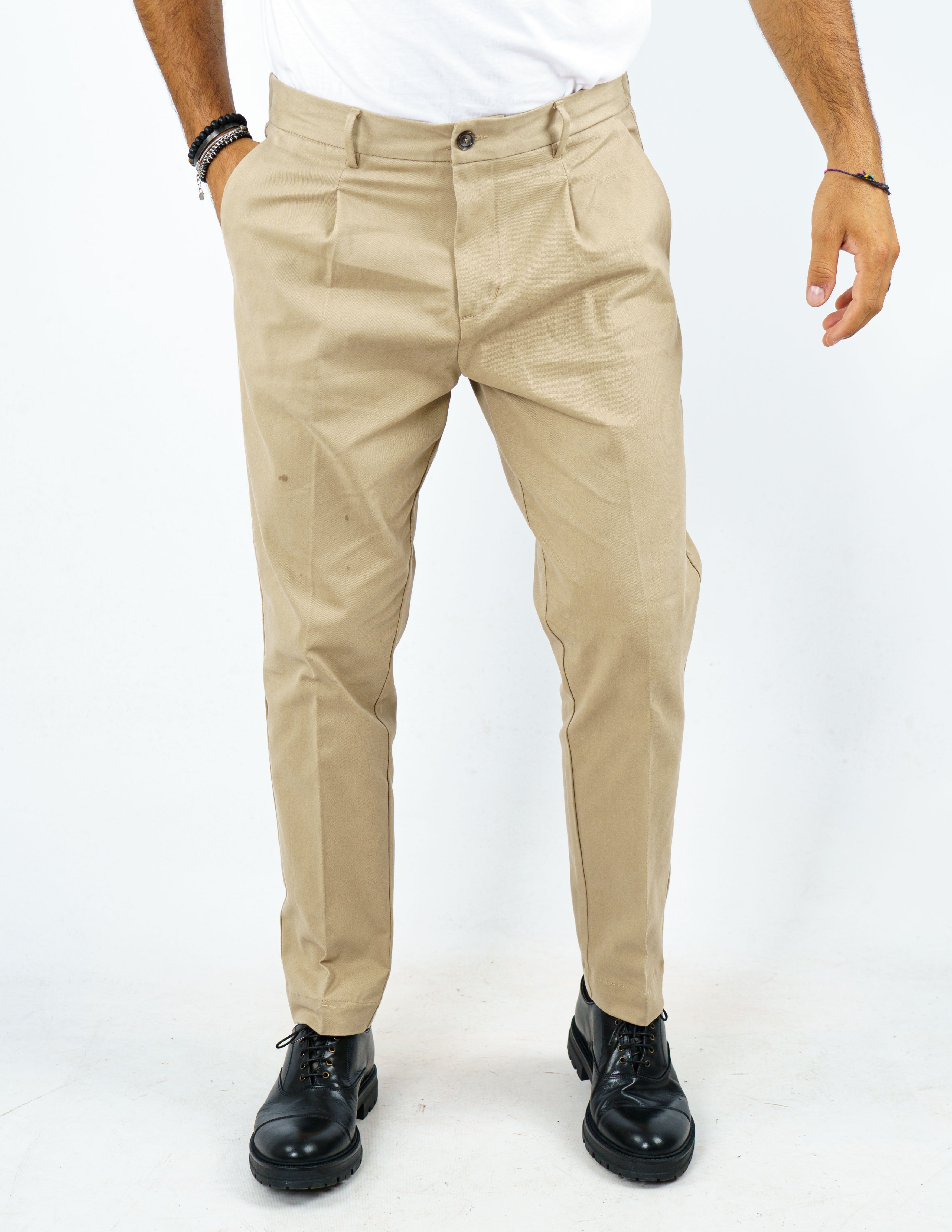 pantalone lungo con pence over d