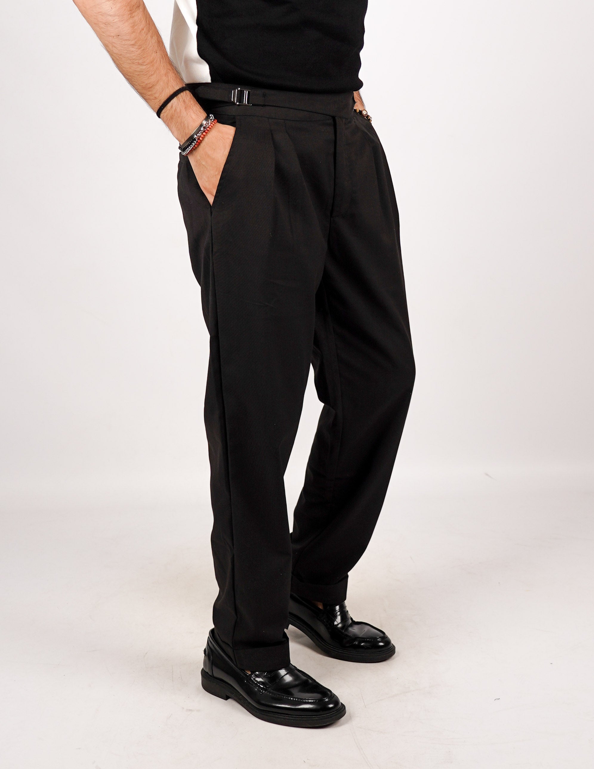 PANTALONE ELEGANTE CON FIBIA