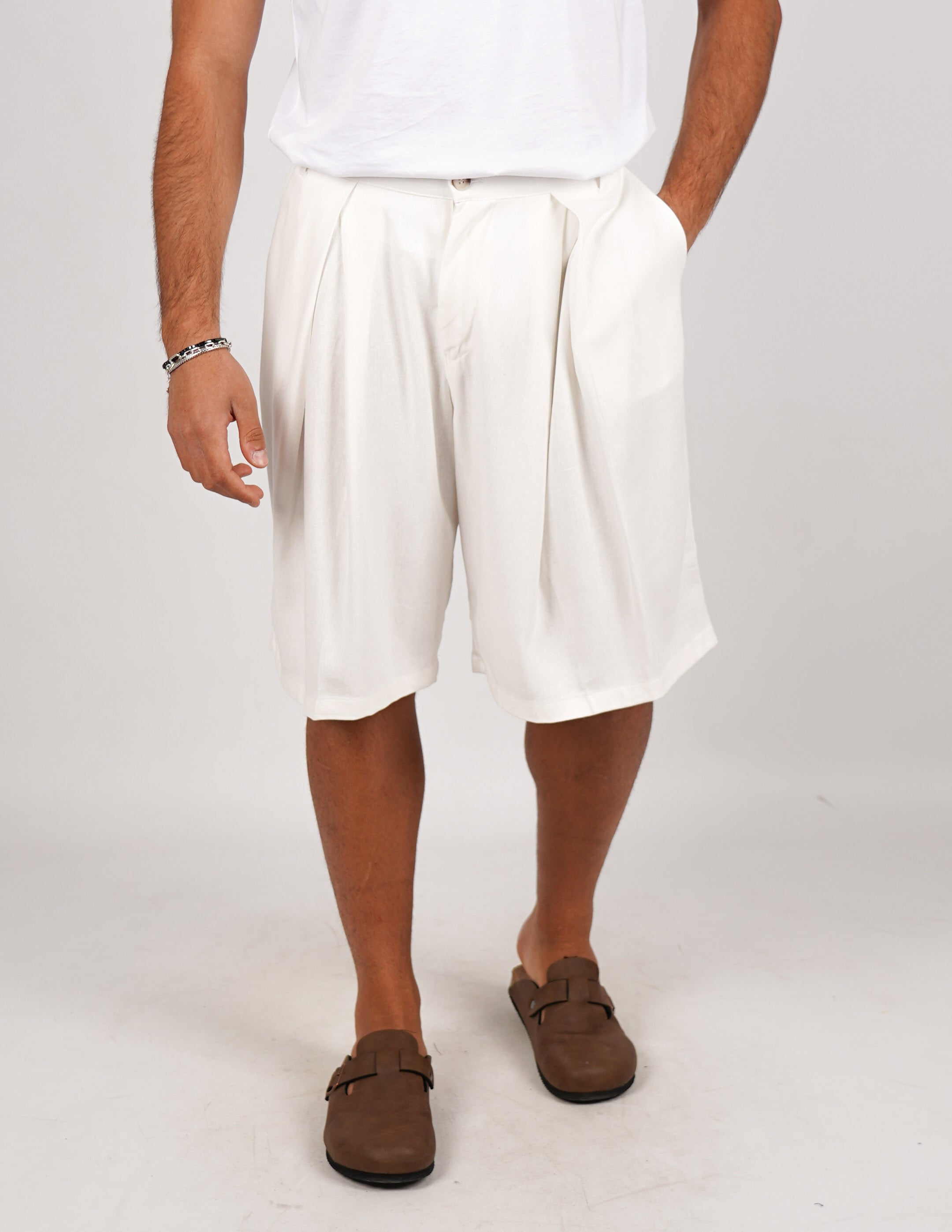BERMUDA ELEGANTE IN LINO CON PENCE