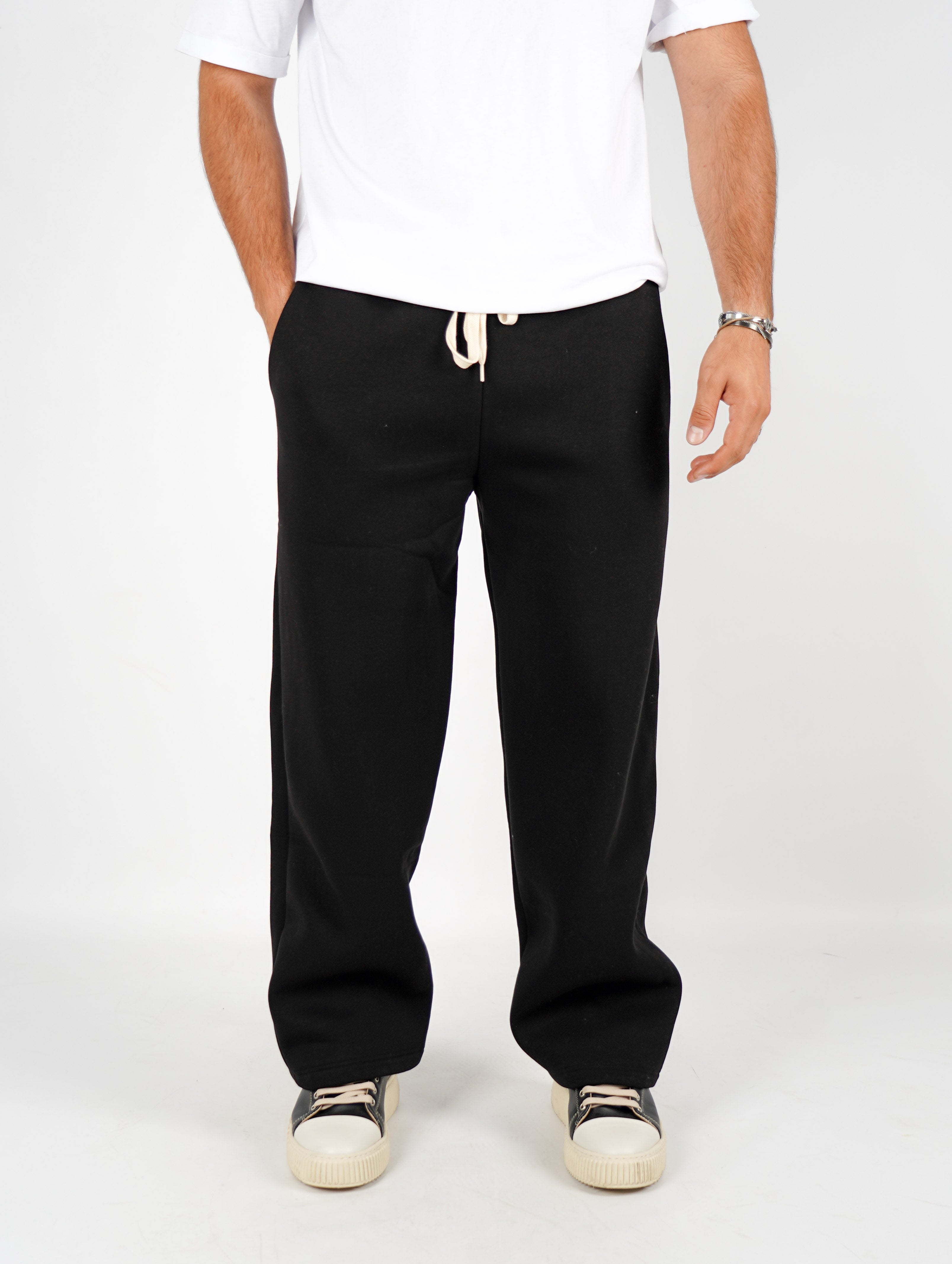 Pantalone in tuta fondo largo