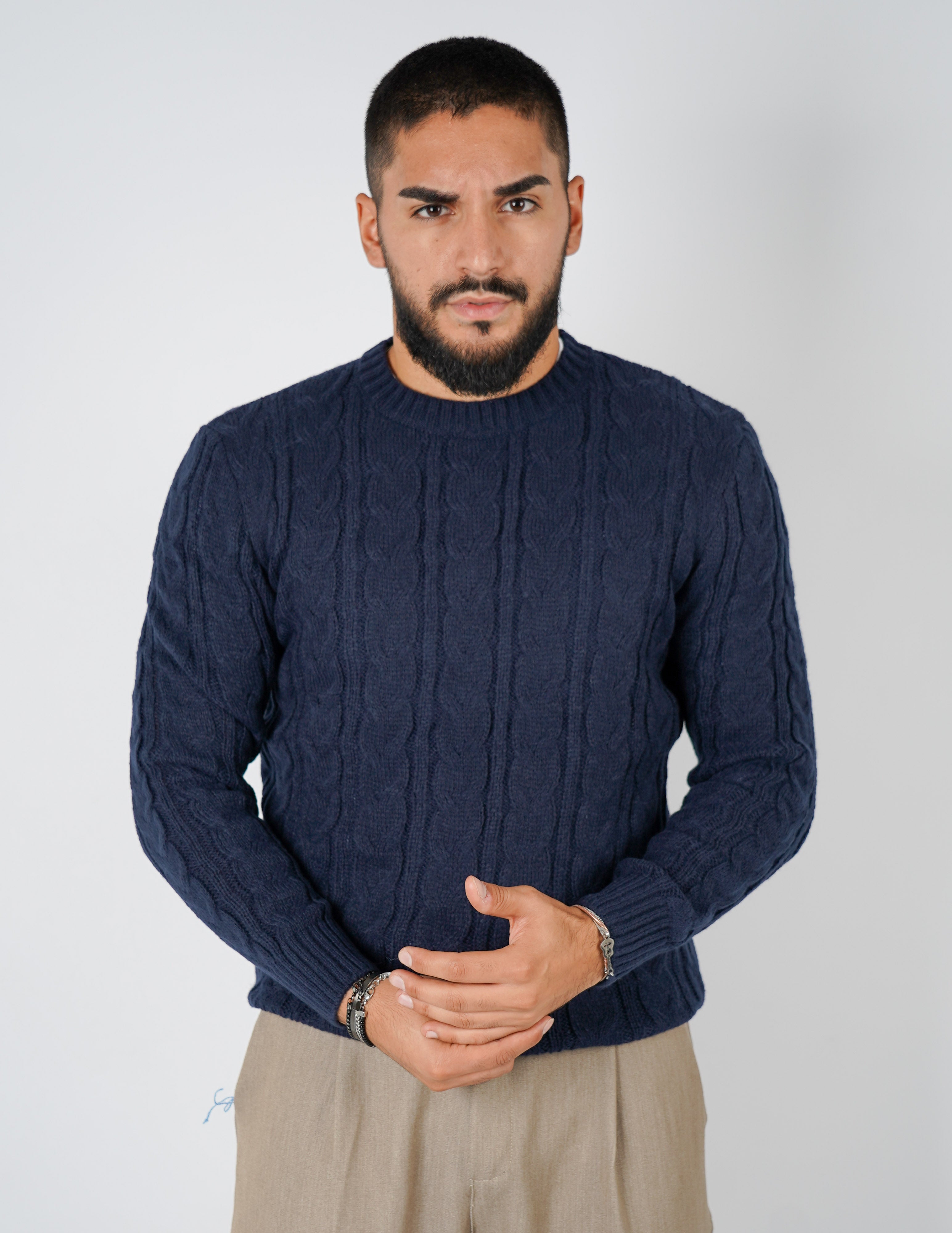 Maglione manica lunga intrecciato