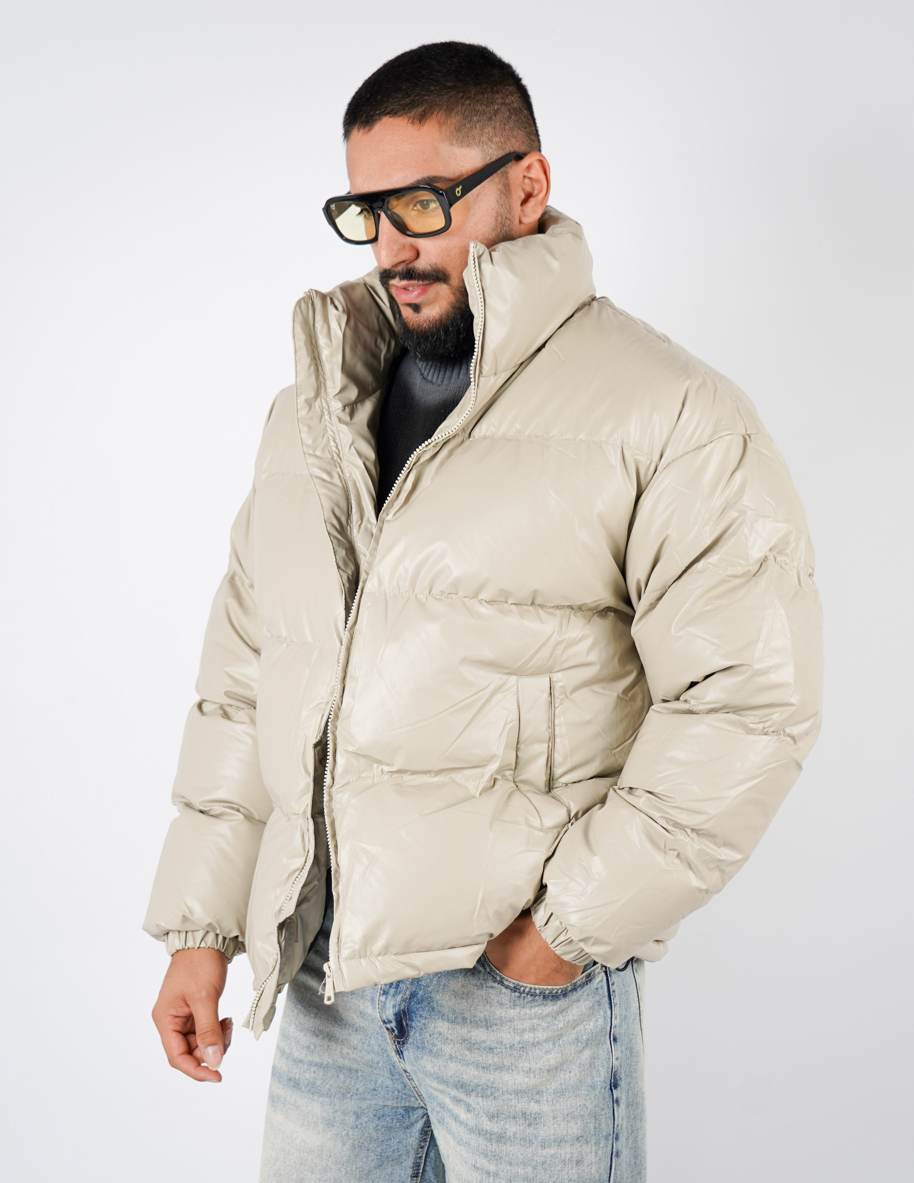Bomber lucido con collo