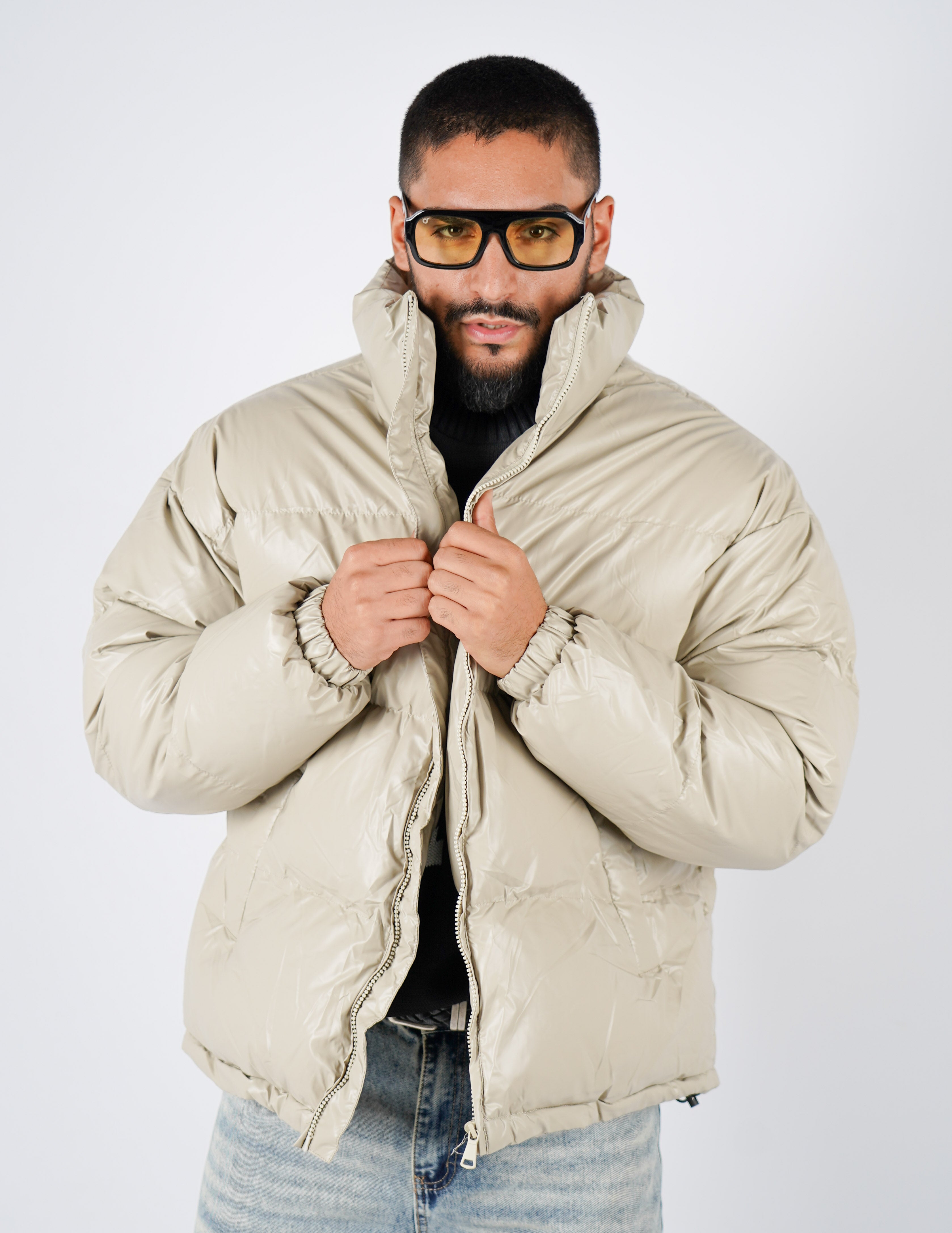 Bomber lucido con collo