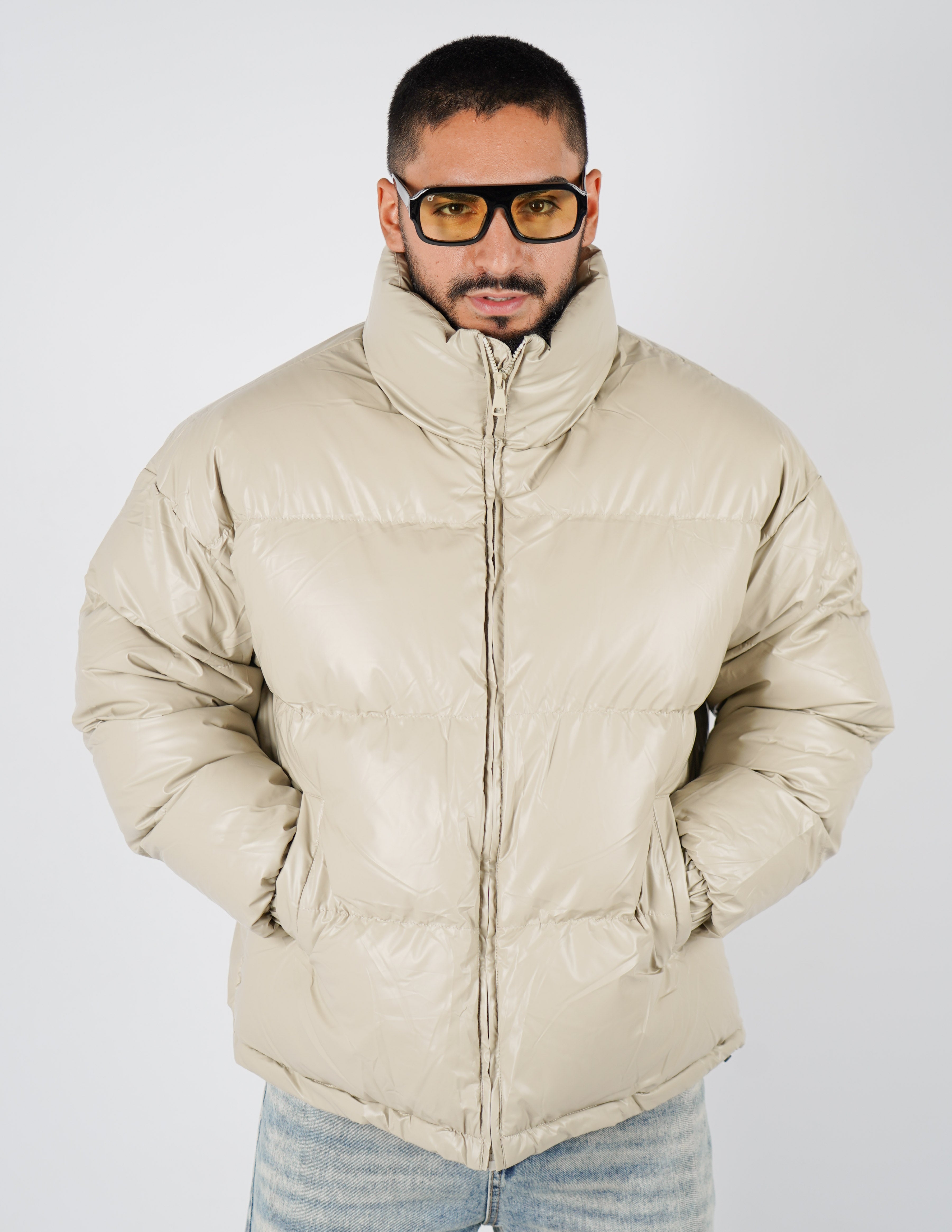 Bomber lucido con collo