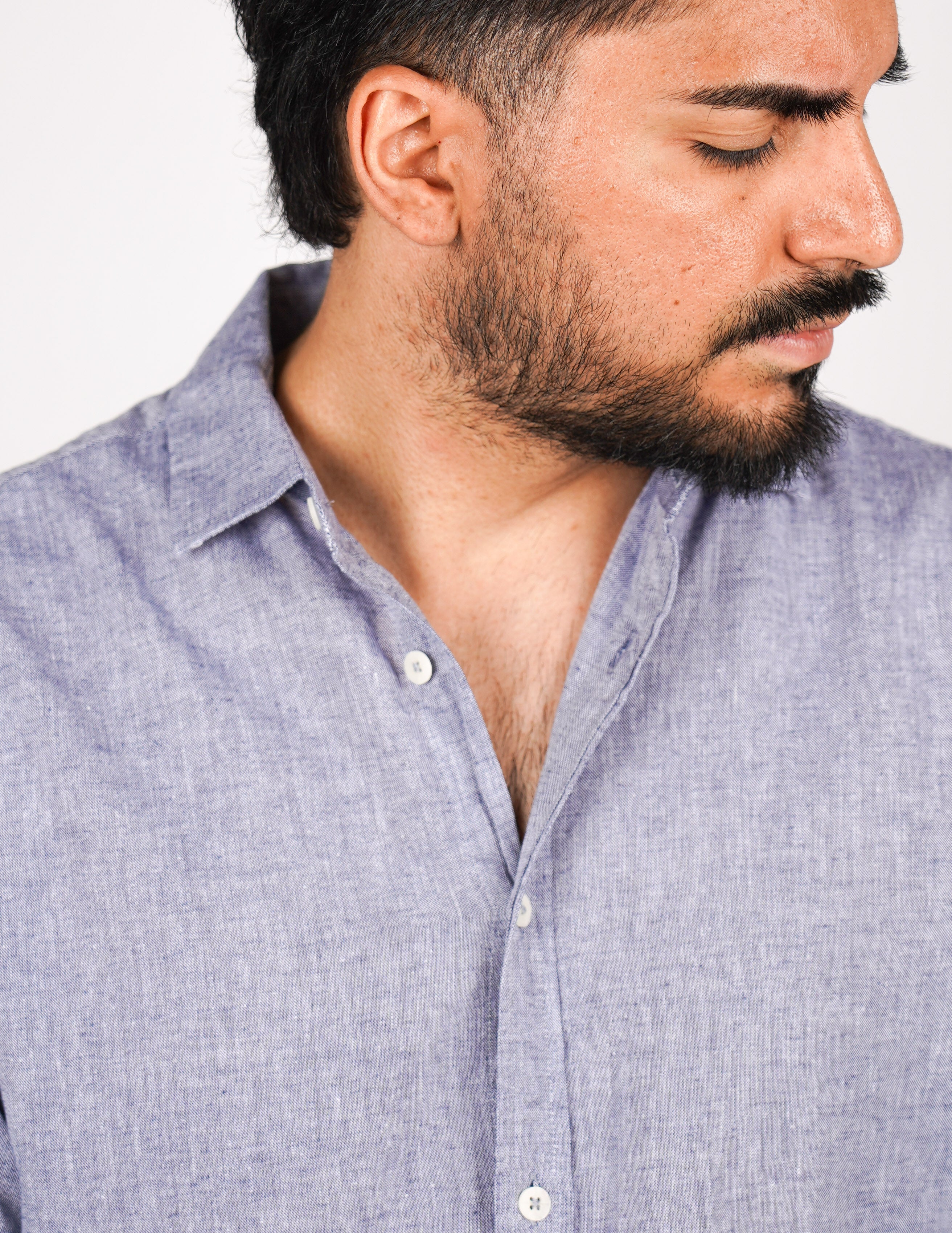 camicia uomo profumata in lino collo classico