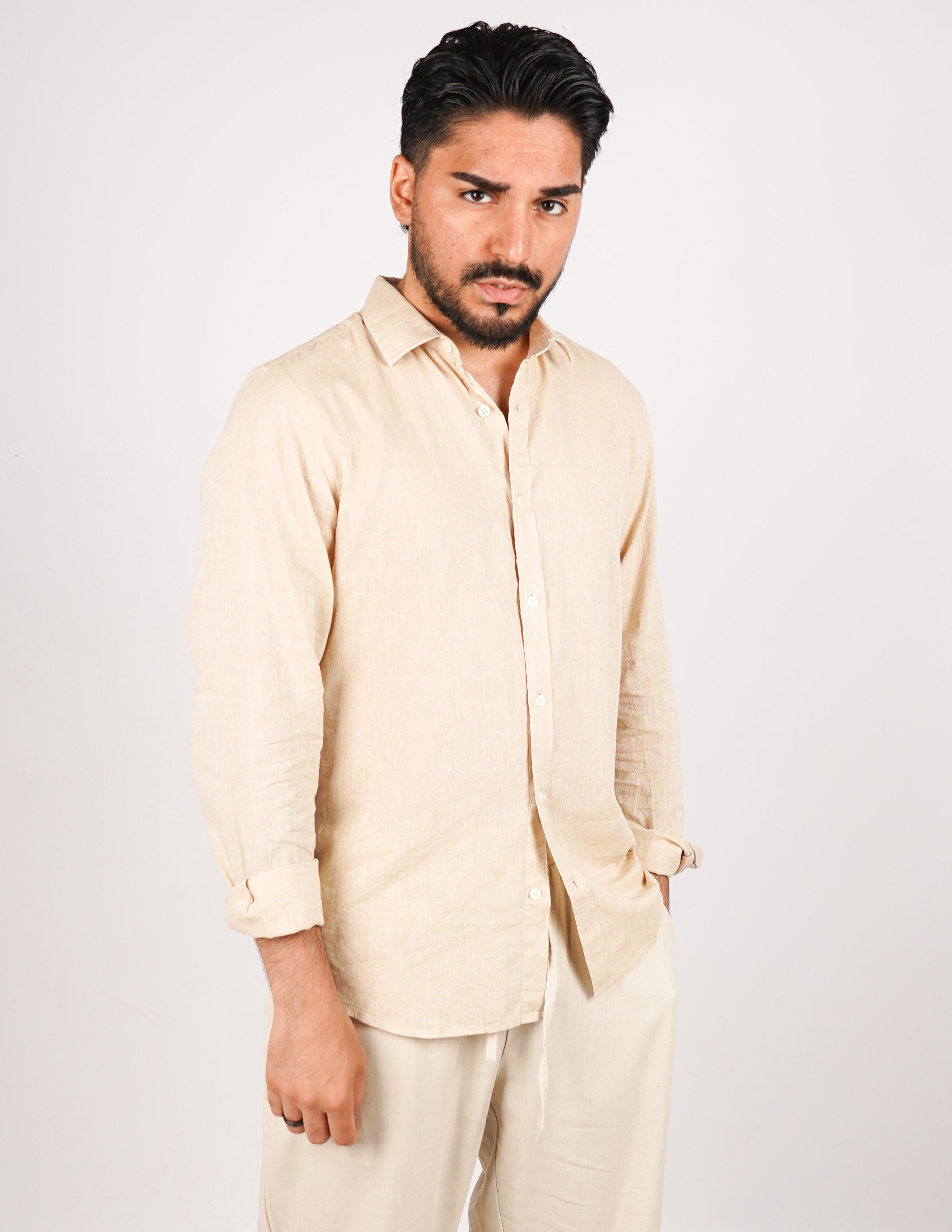camicia uomo profumata in lino collo classico