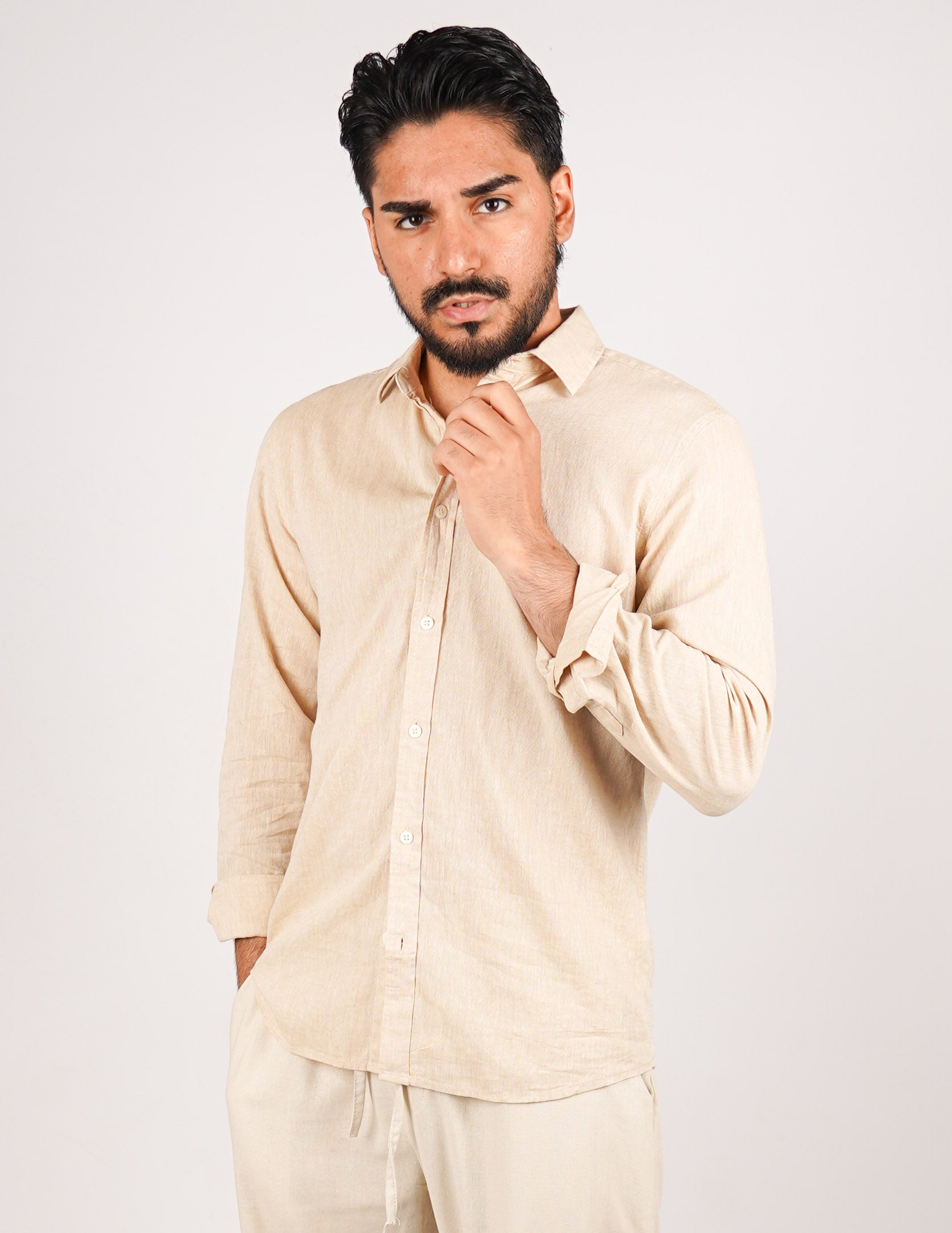 camicia uomo profumata in lino collo classico