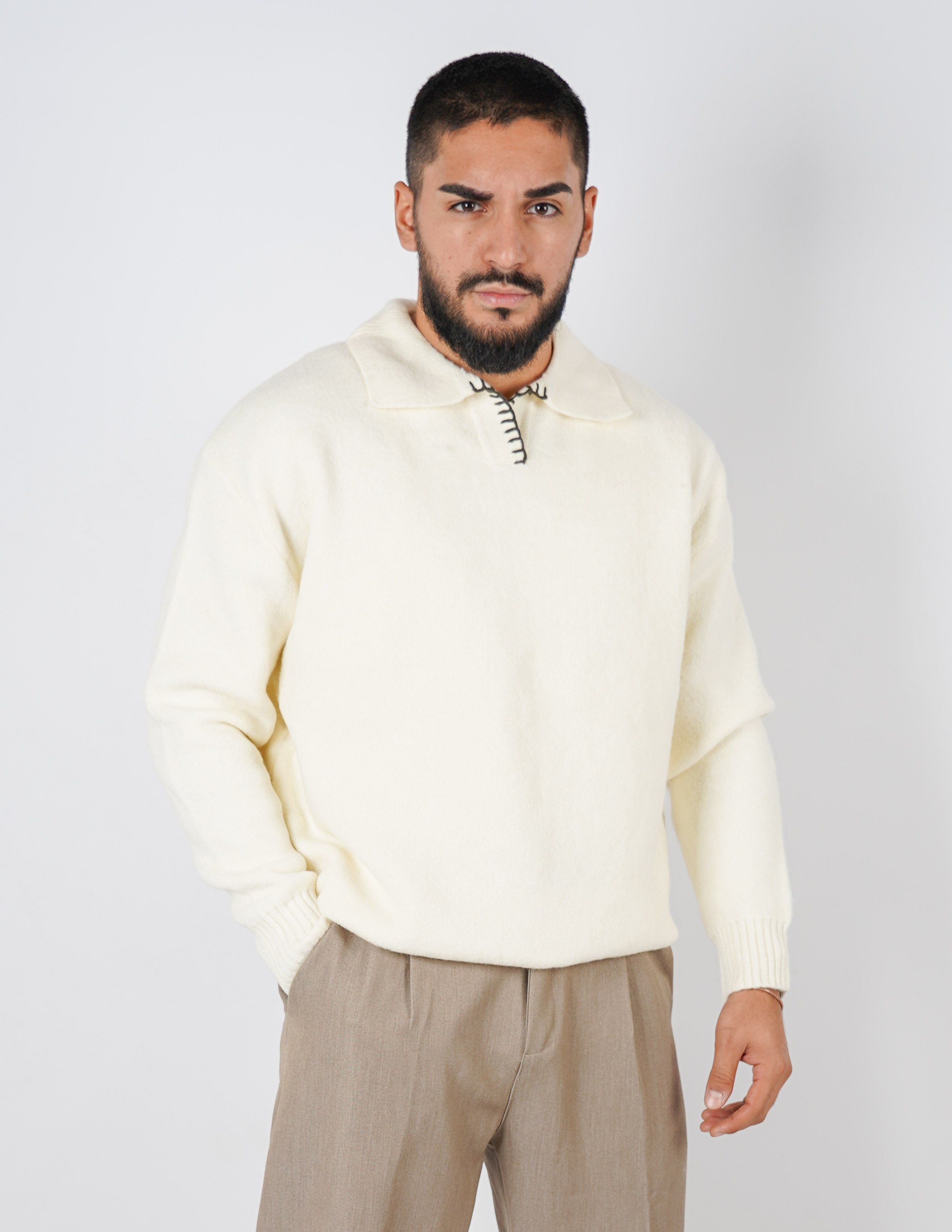 Polo oversize con ricamo
