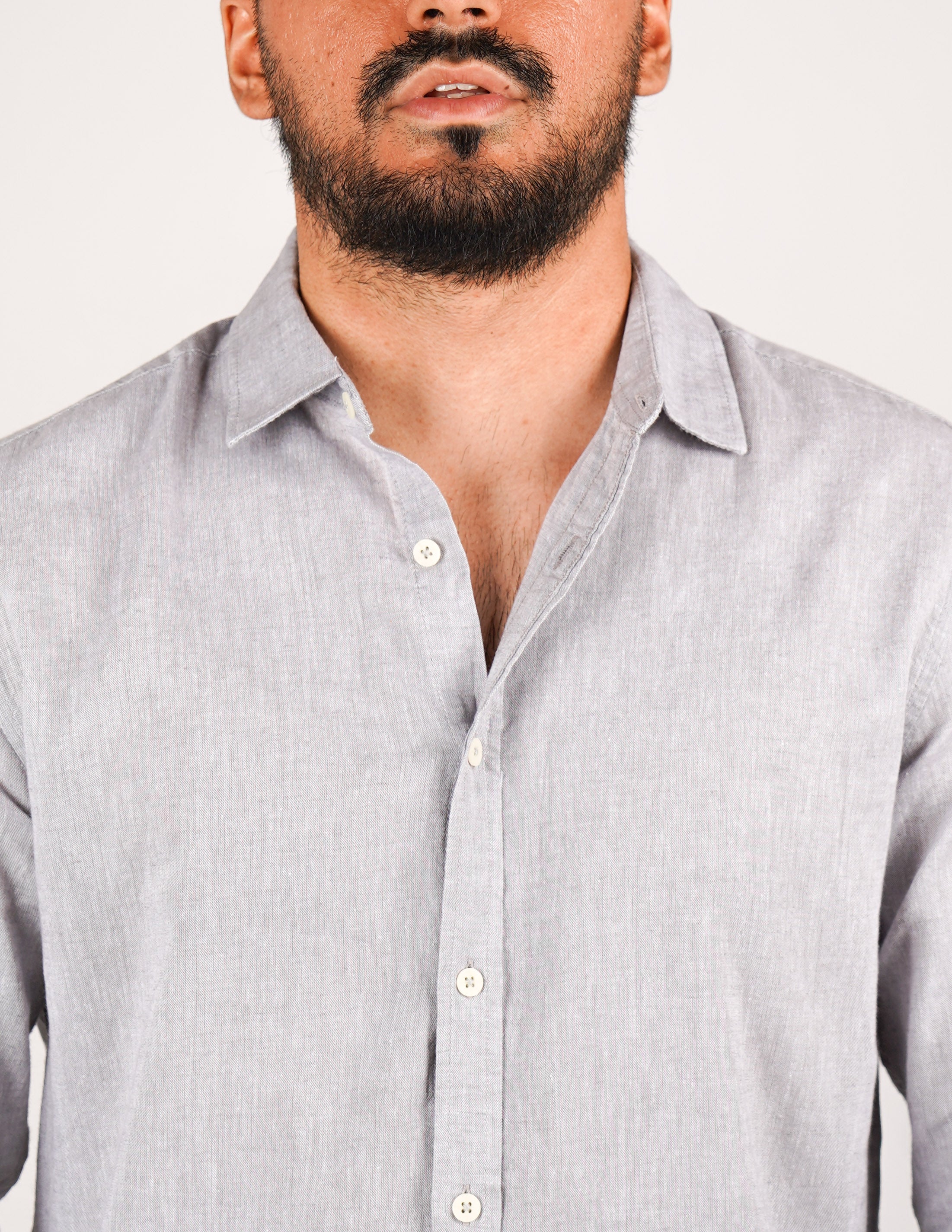 camicia uomo profumata in lino collo classico