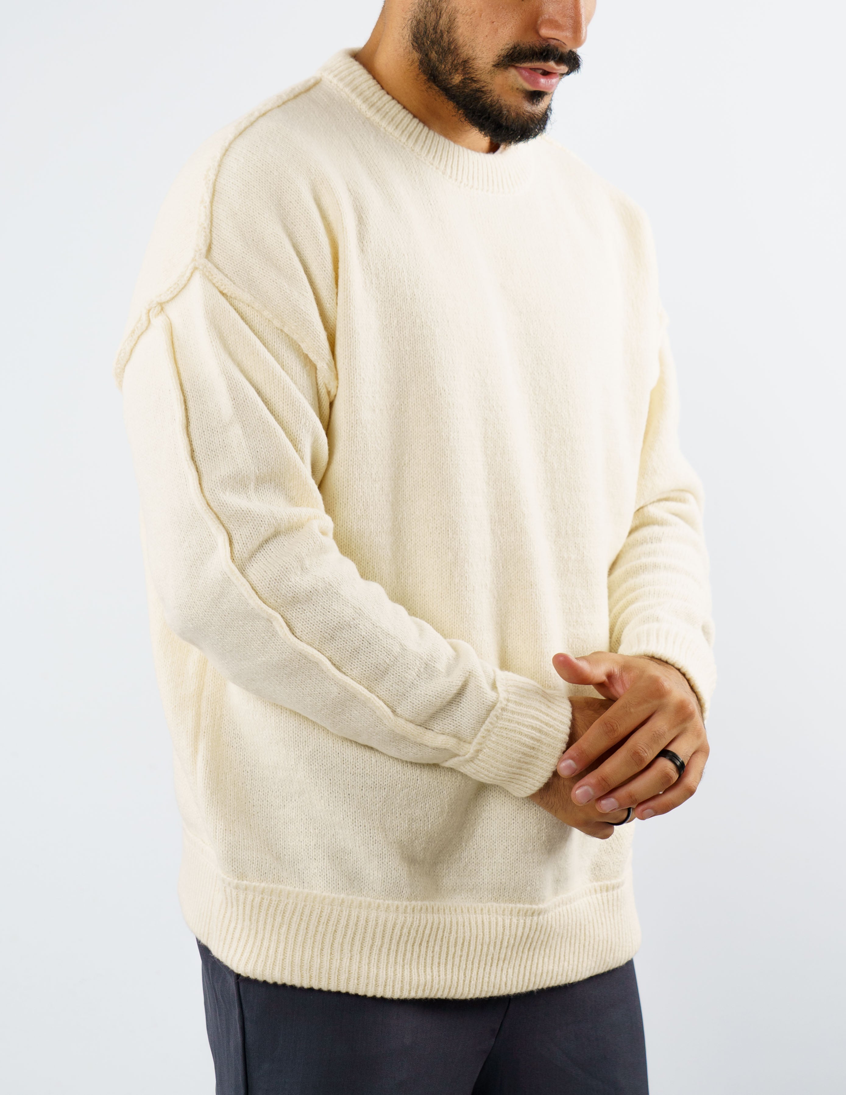 maglione manica lunga con cuciture esterne