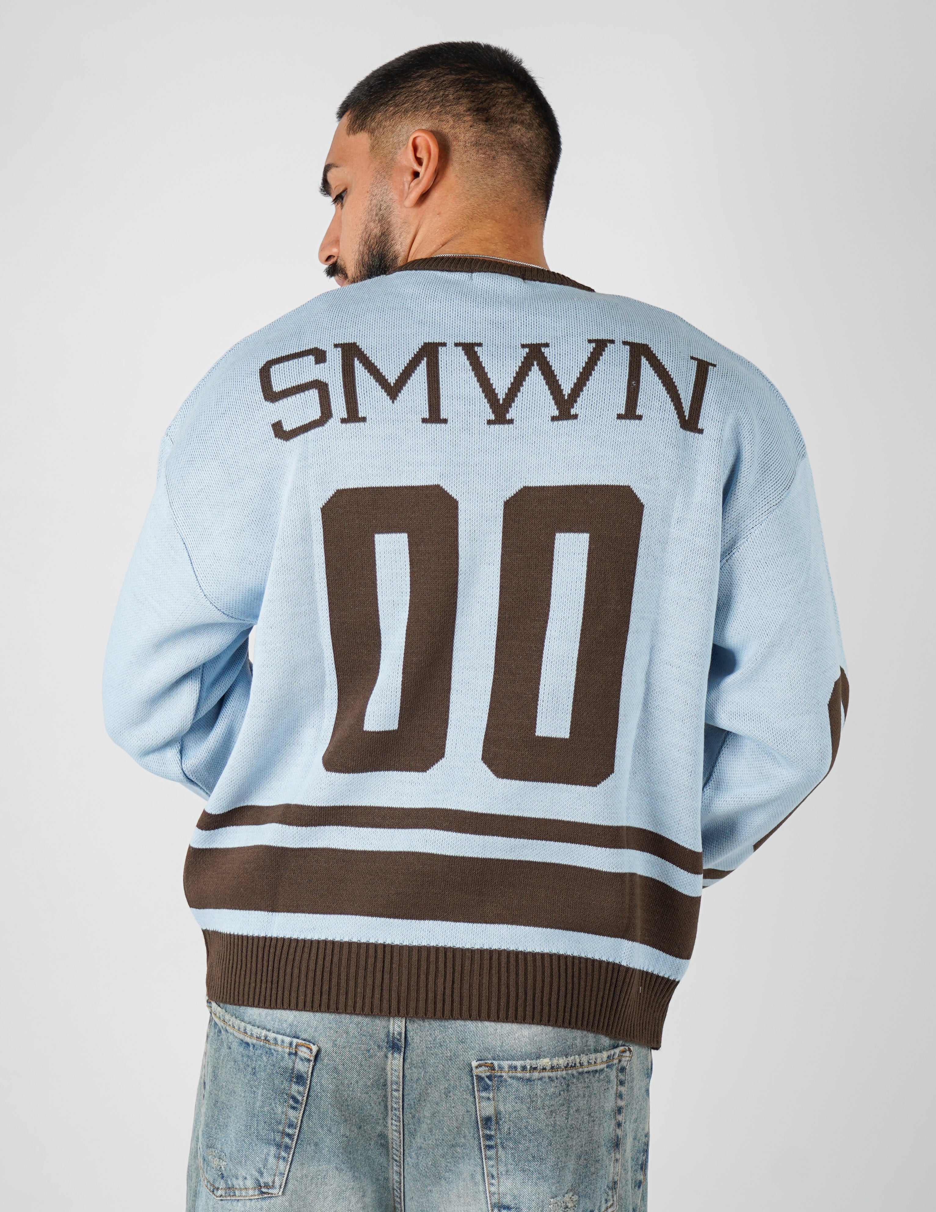 MAGLIA A PUNTA CON SCRITTE