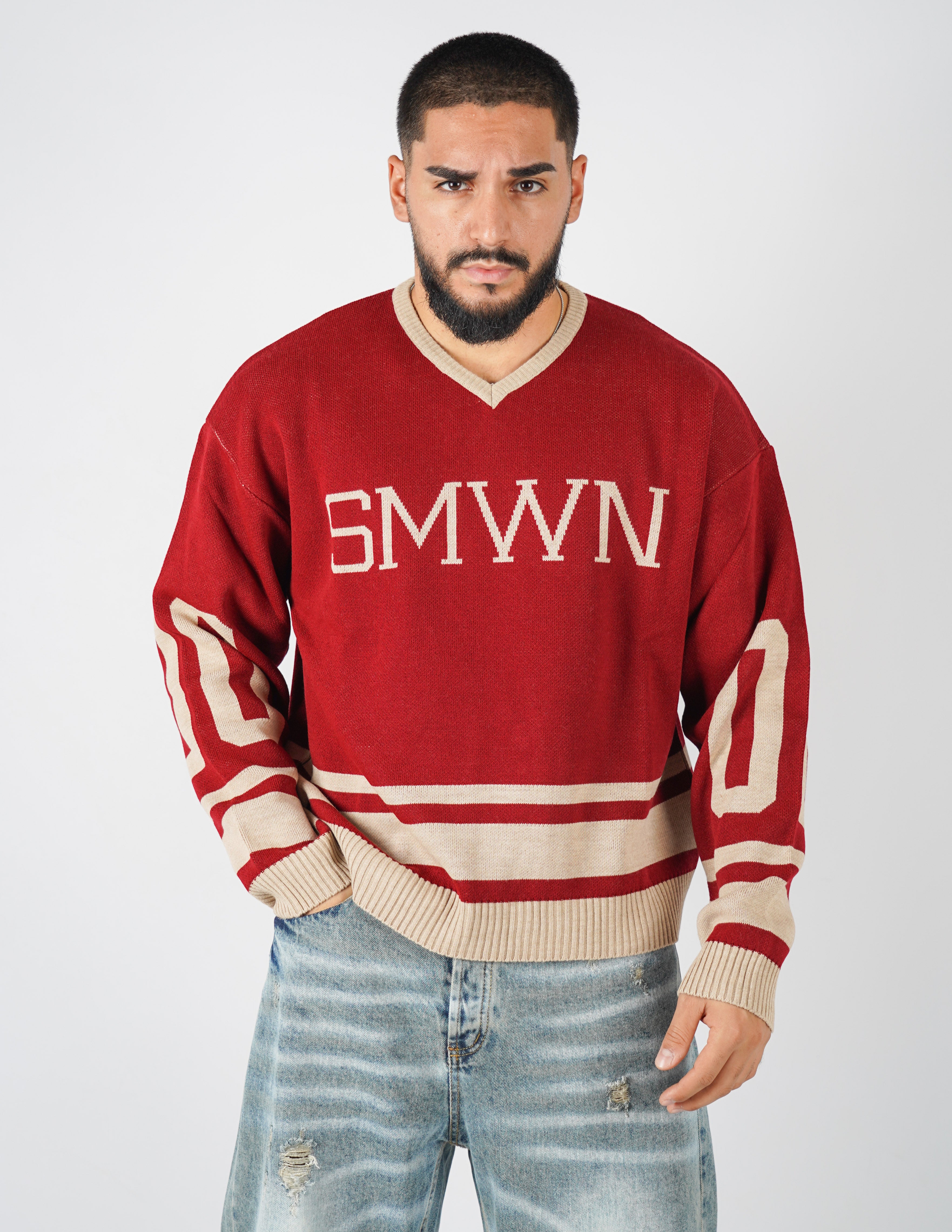 MAGLIA A PUNTA CON SCRITTE