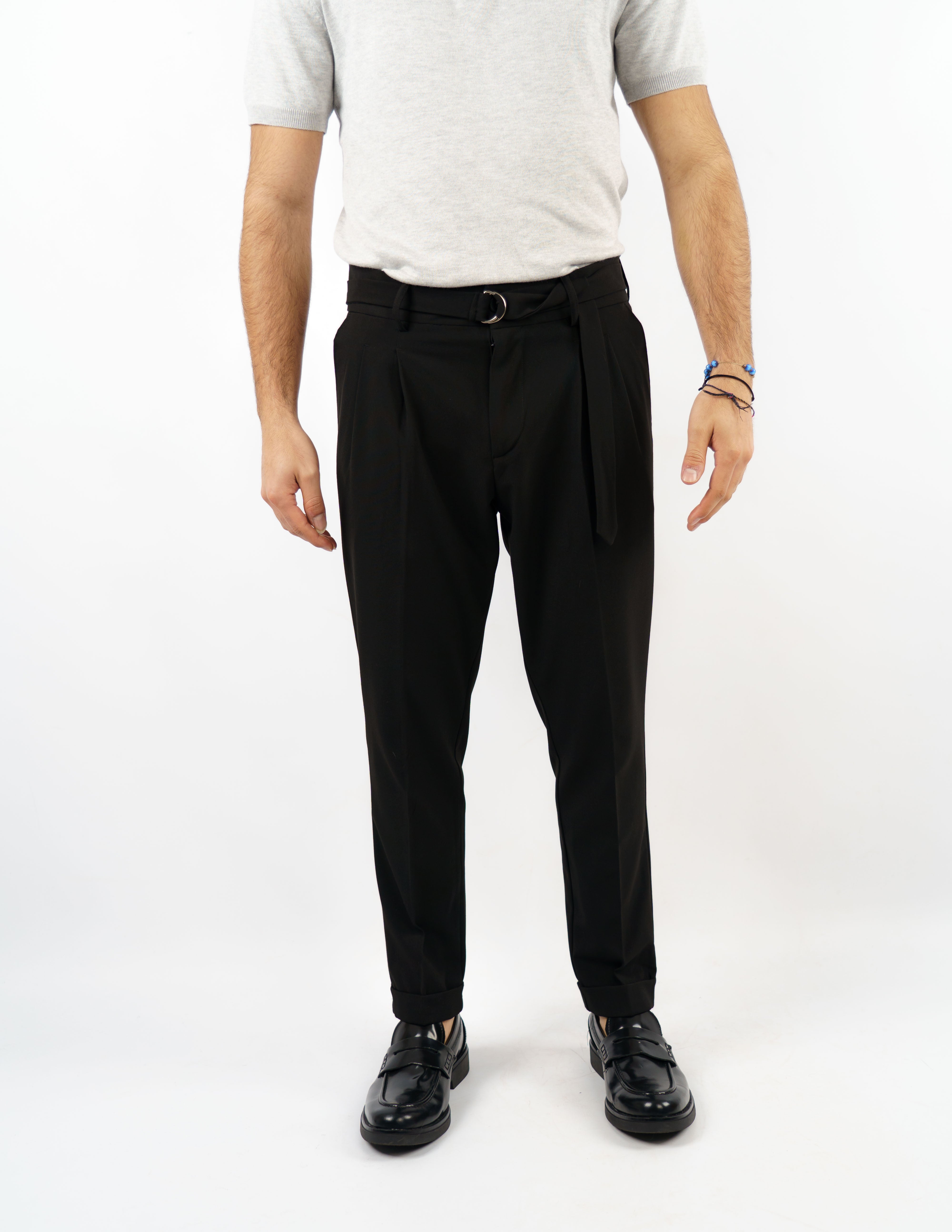 pantalone con pence e cintura