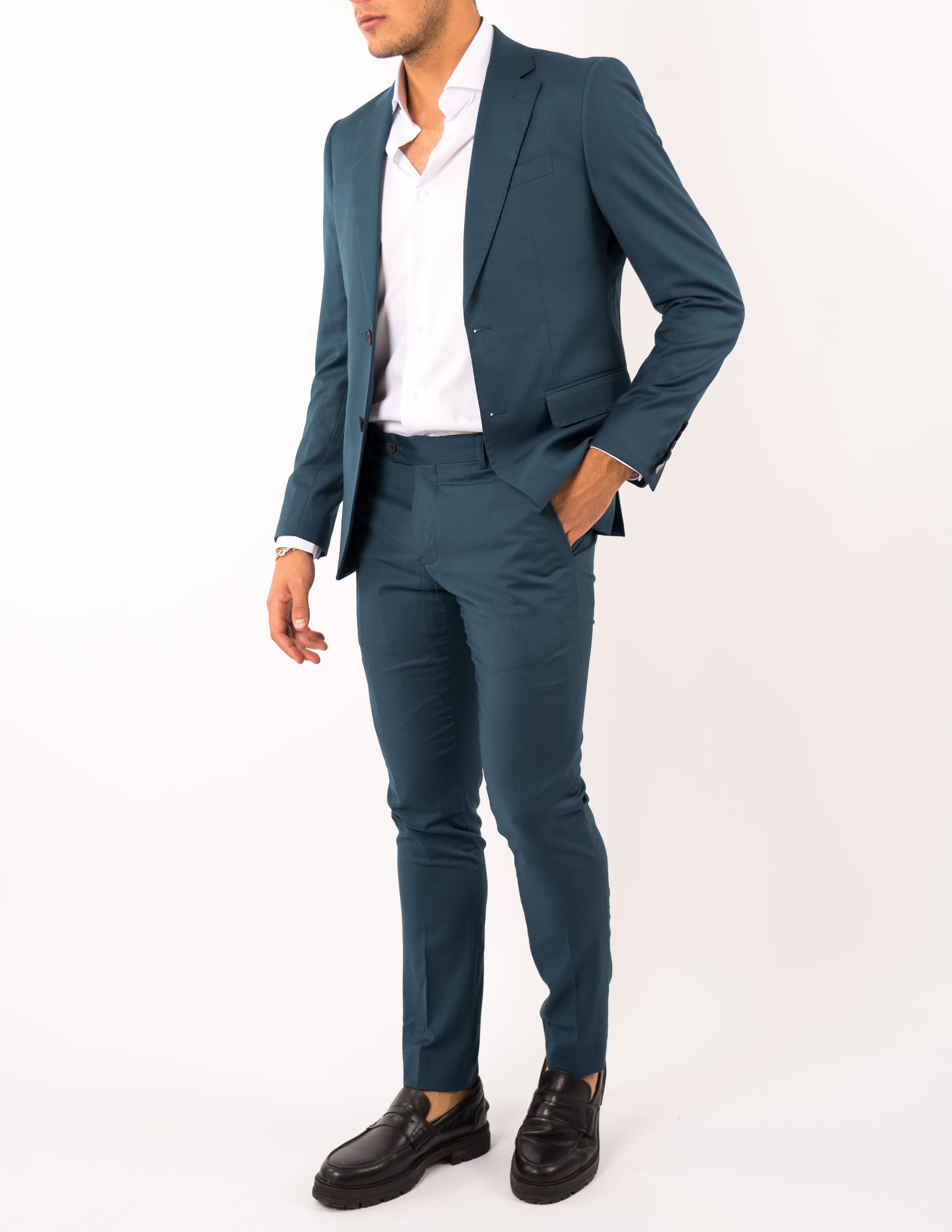 abito elegante monopetto sartoriale