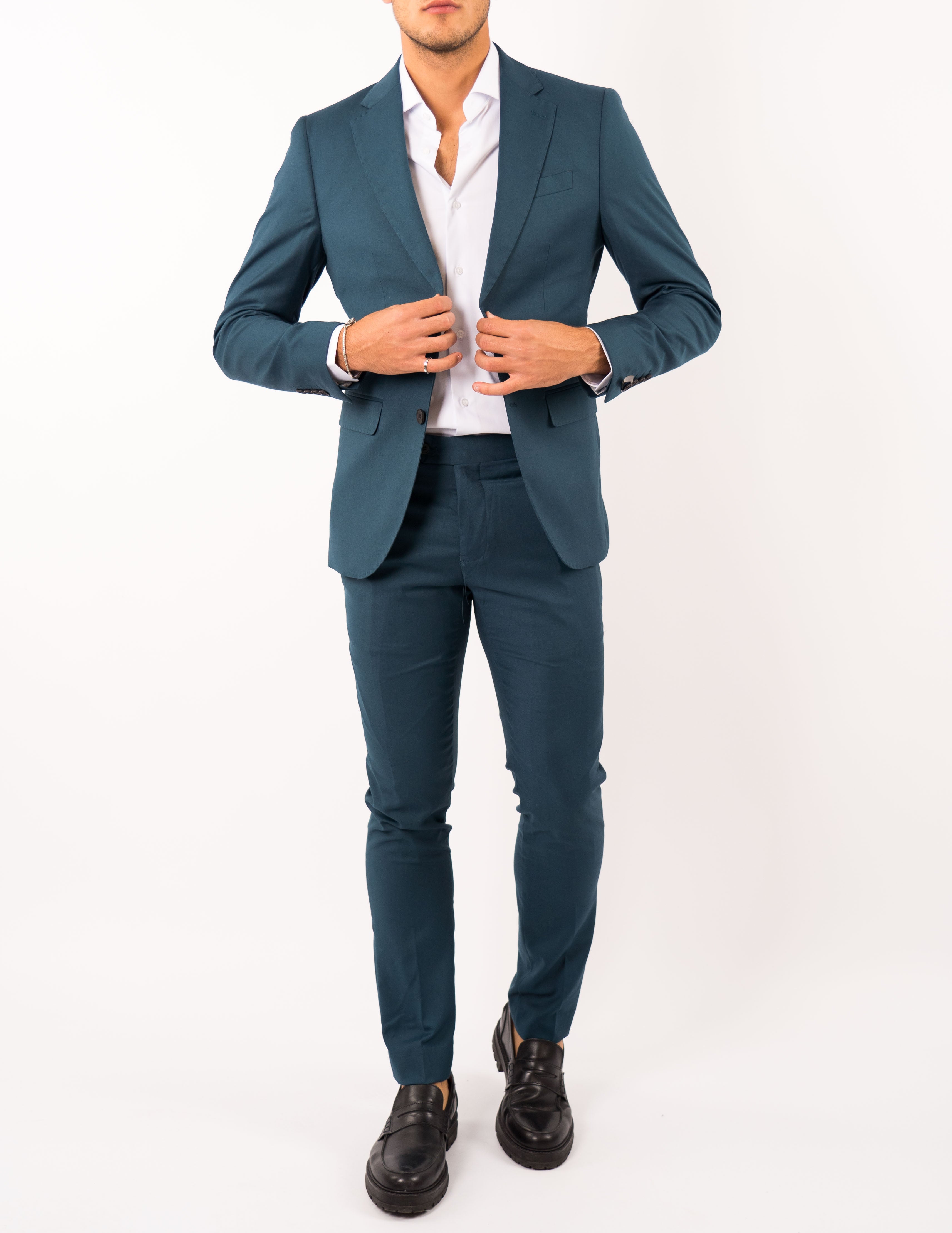 abito elegante monopetto sartoriale