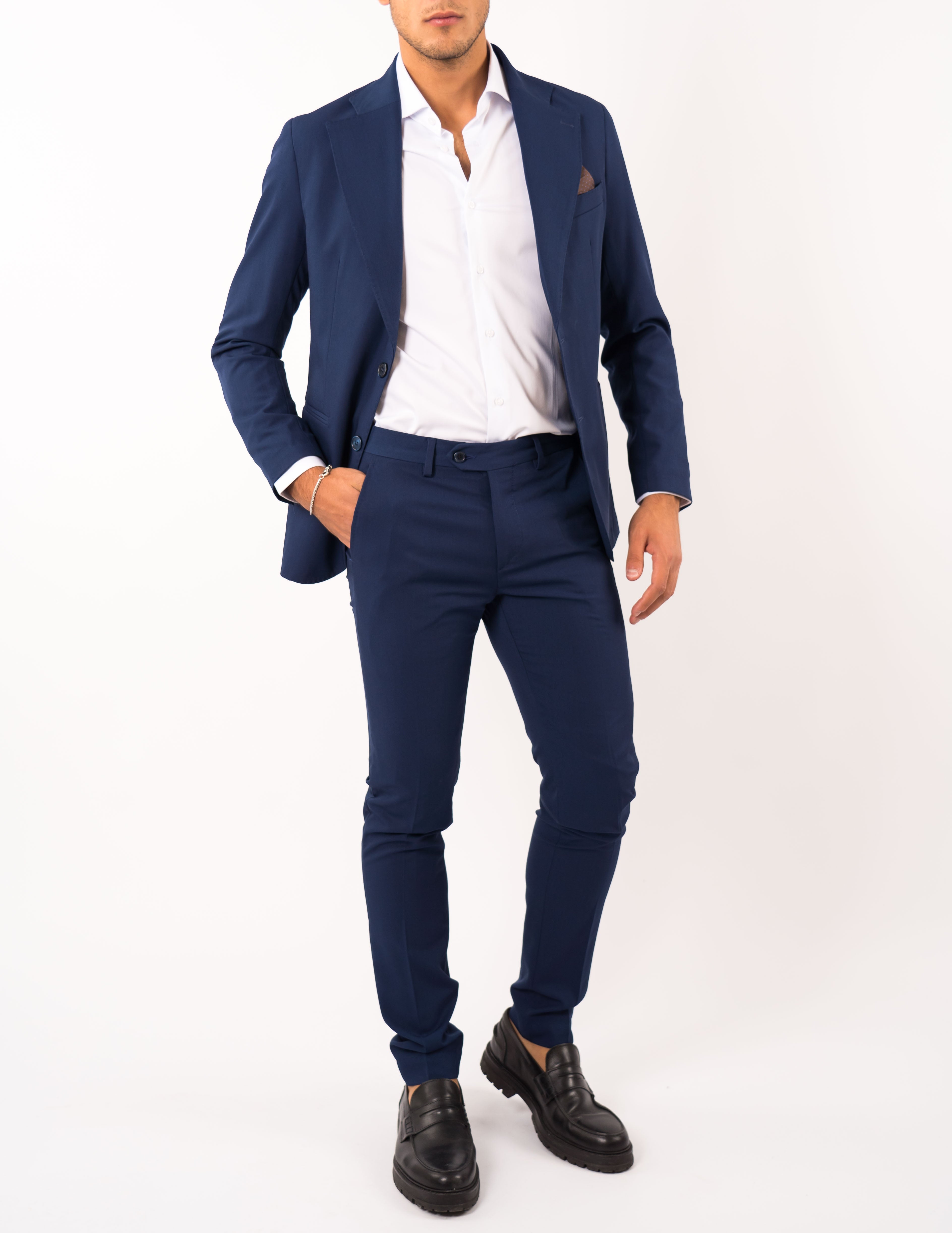 abito elegante monopetto sartoriale