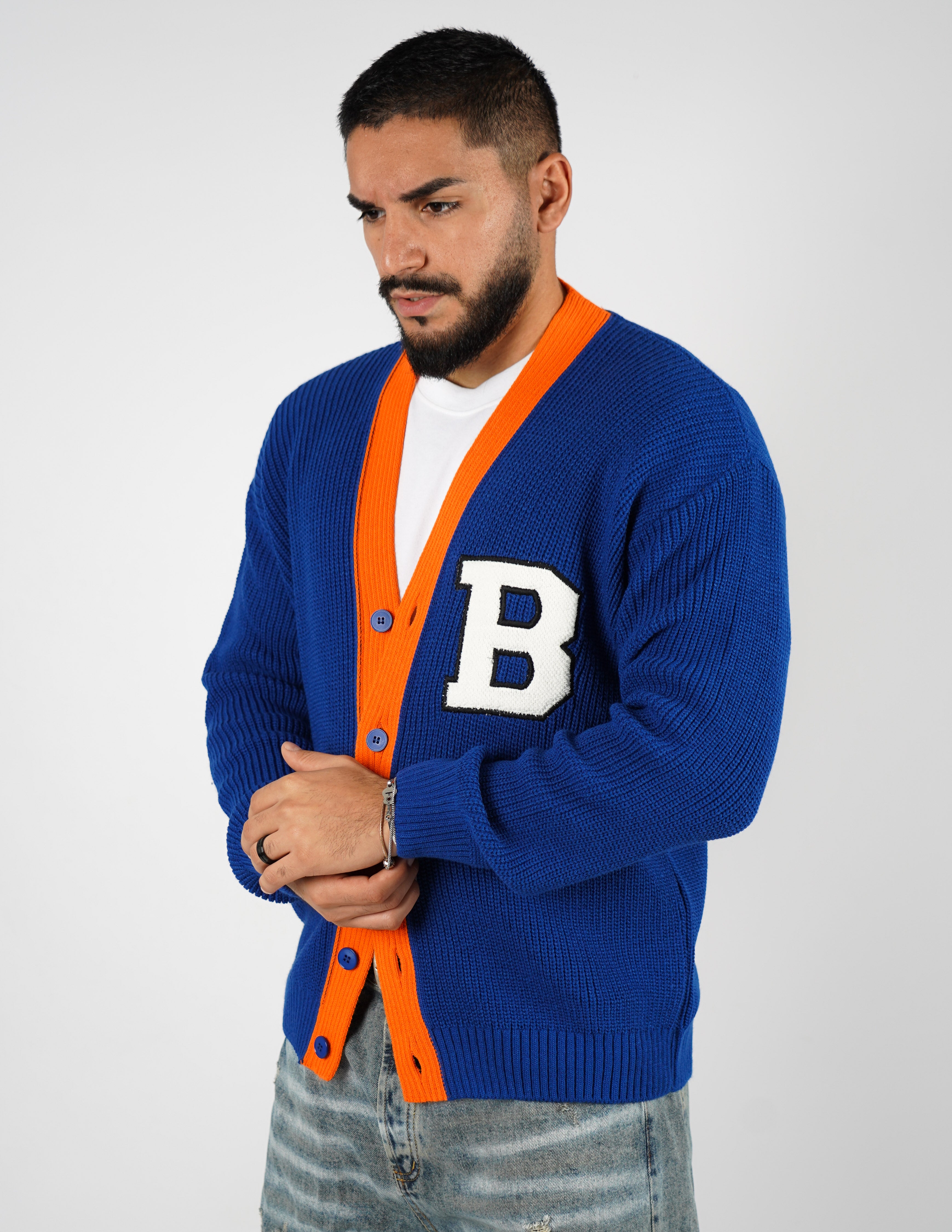 Cardigan doppio colore con patch