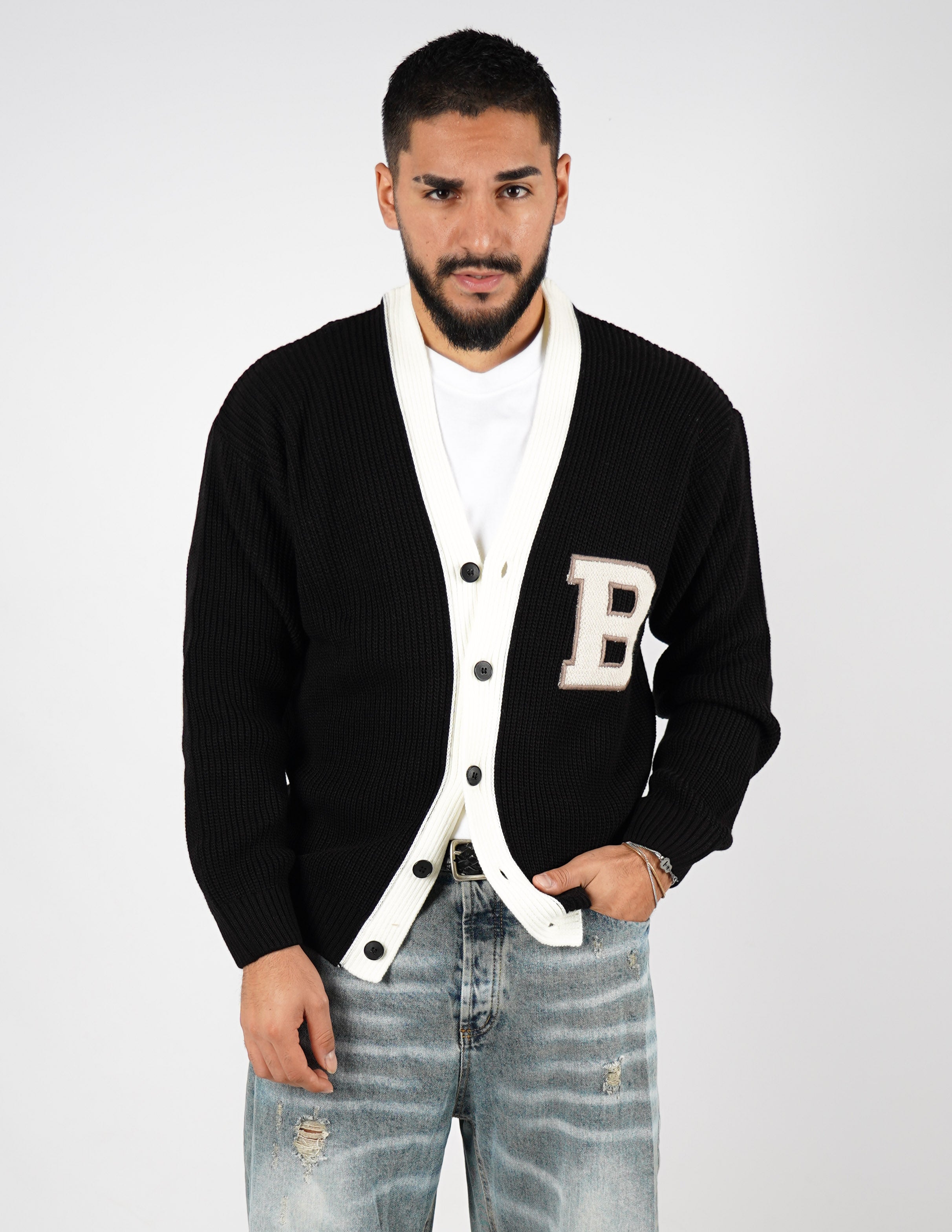 Cardigan doppio colore con patch