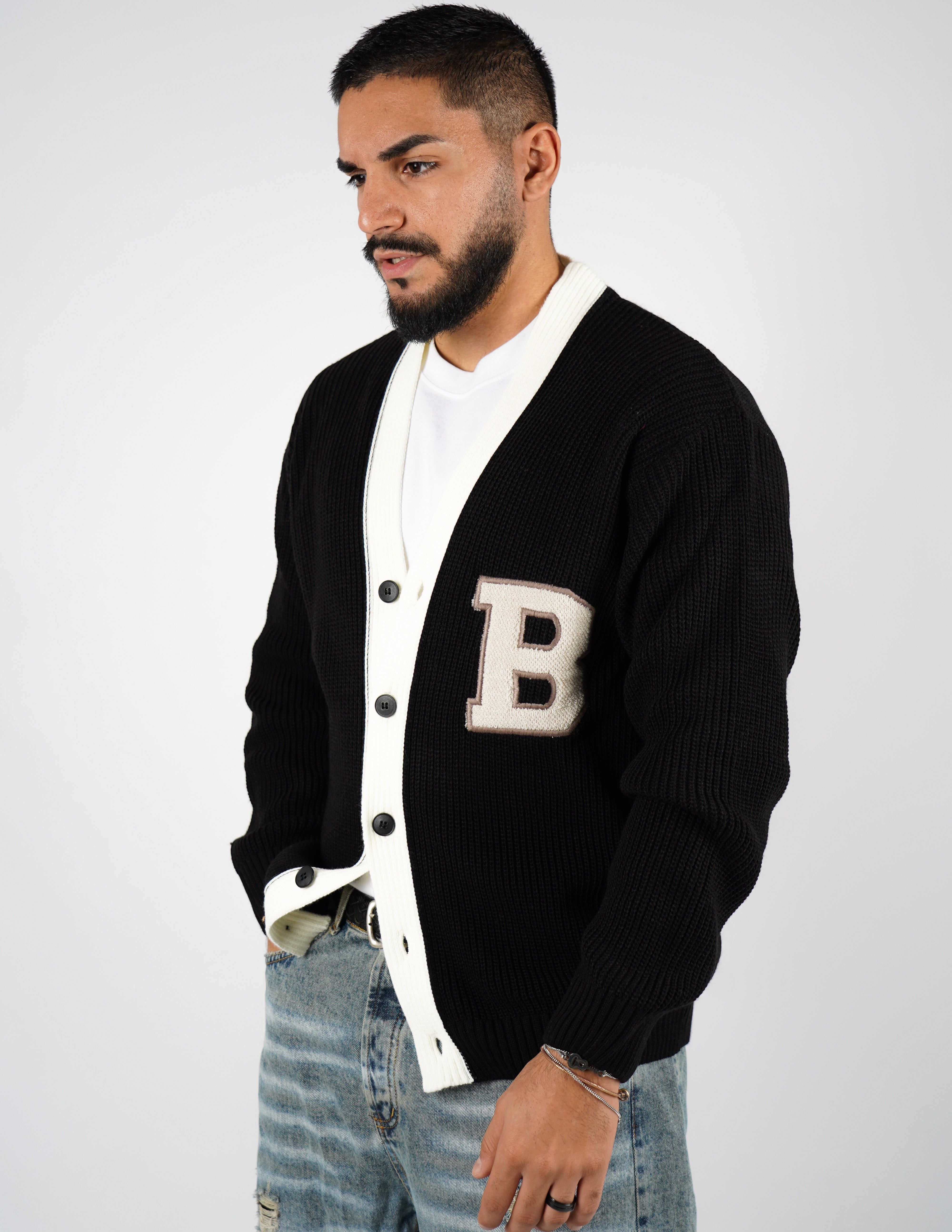 Cardigan doppio colore con patch