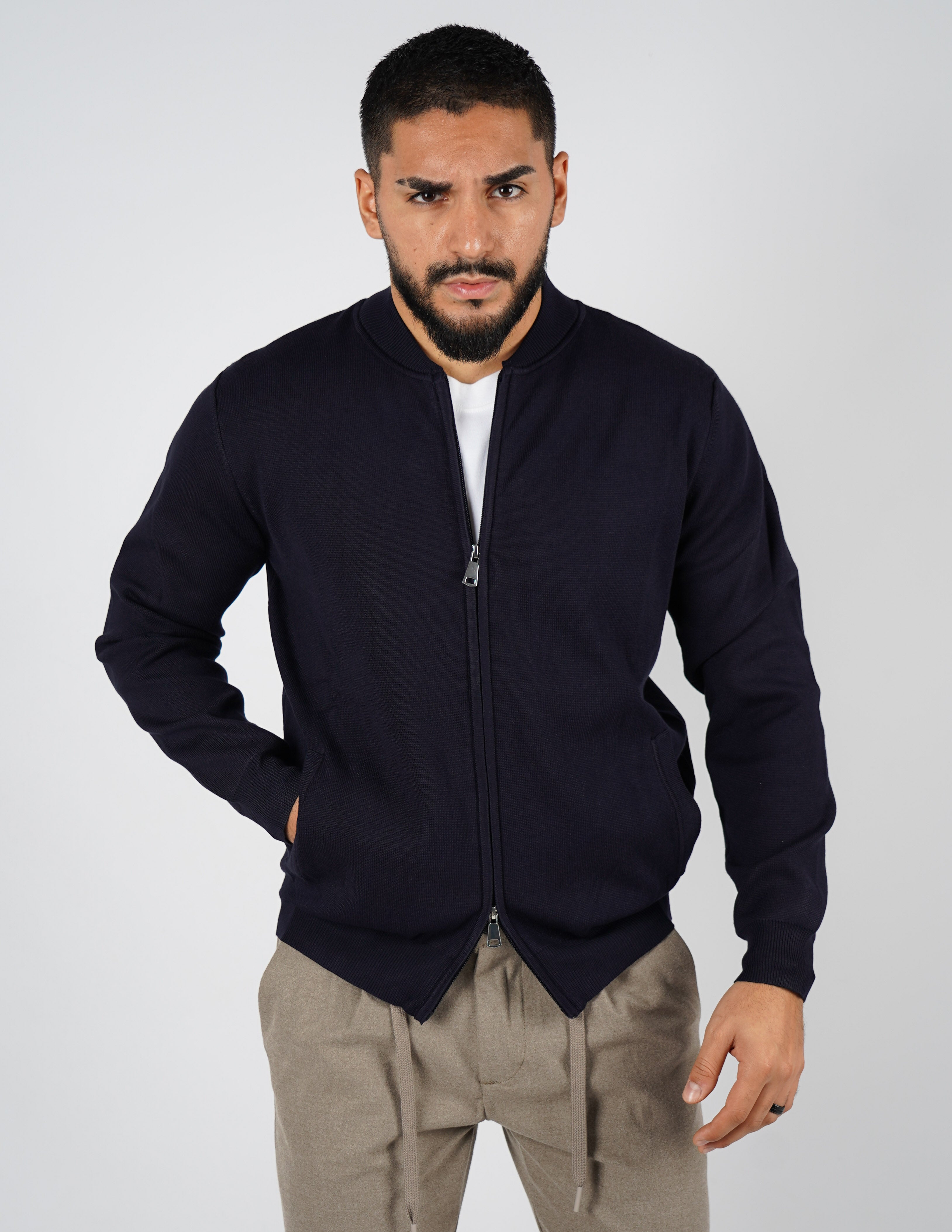 cardigan college con zip