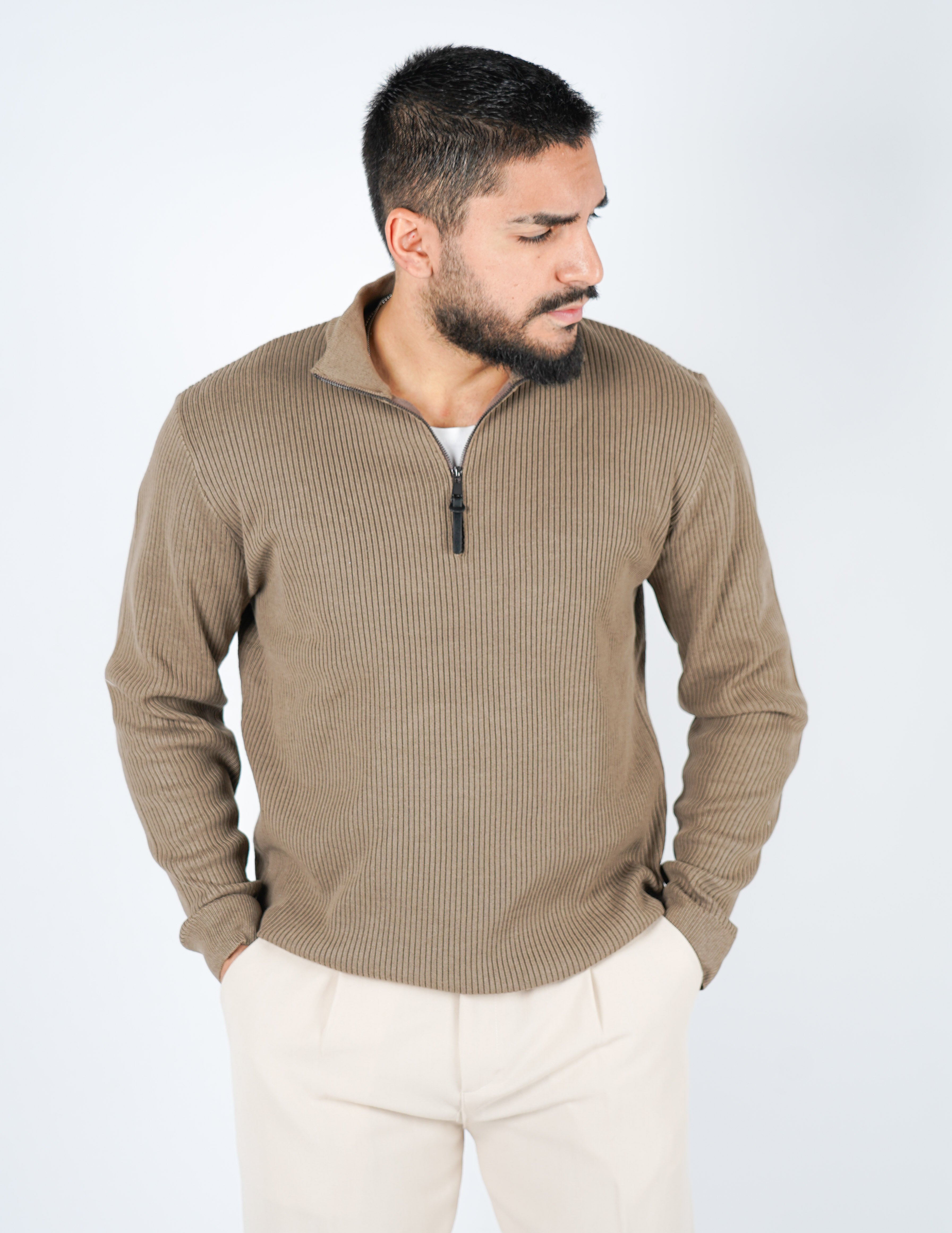 MAGLIONE A COSTE CON MEZZA ZIP