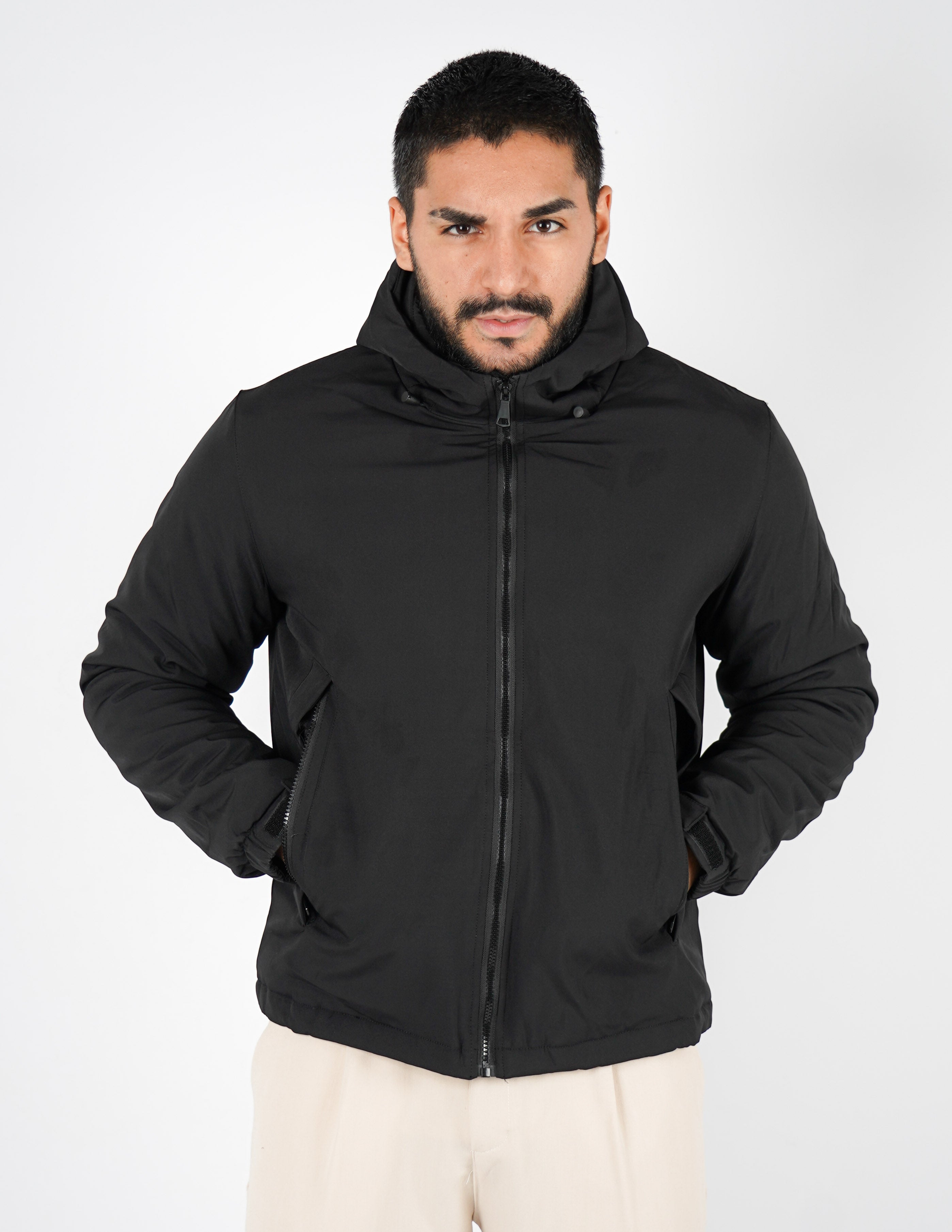 giubbino uomo tessuto tecnico con cappuccio