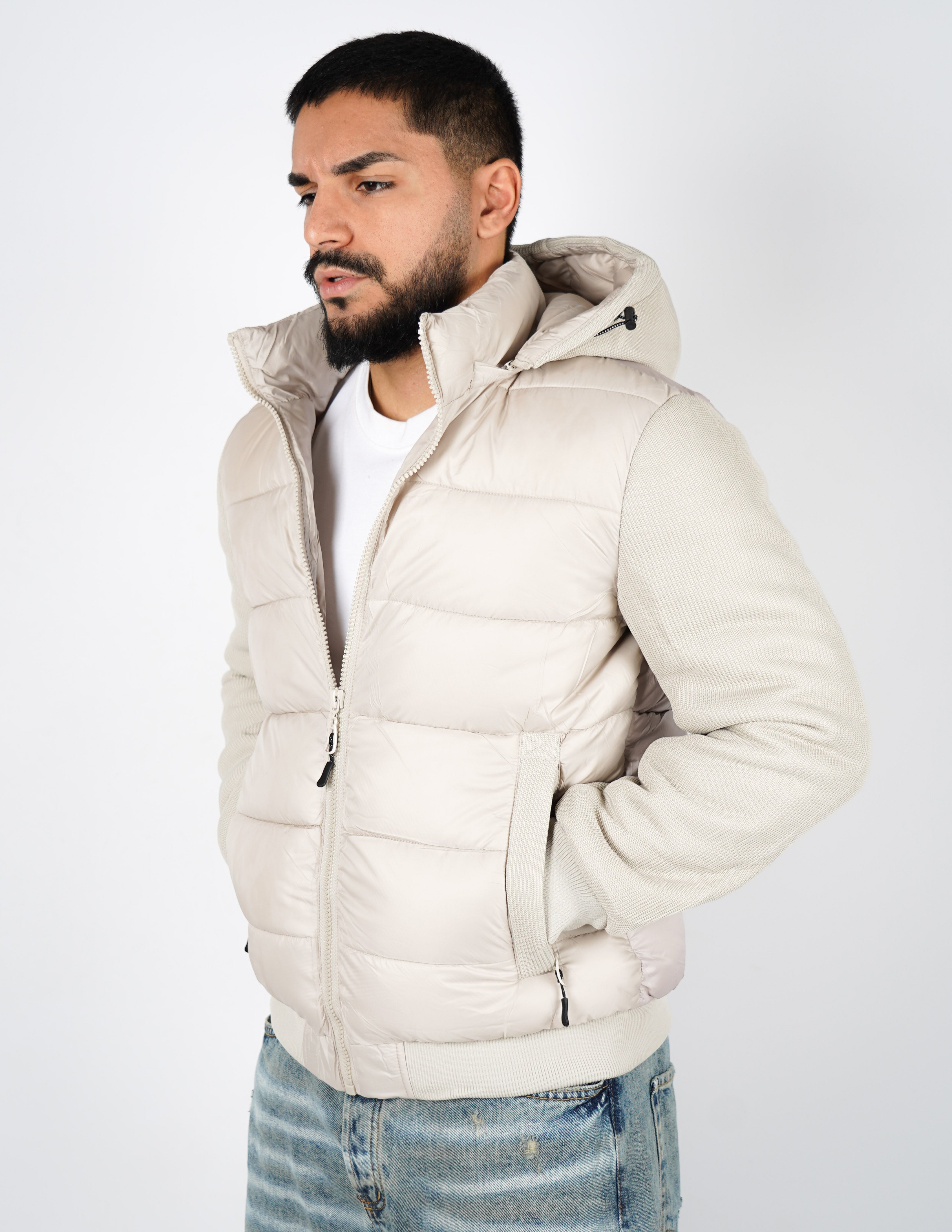 Giubbino imbottito con maniche in maglia