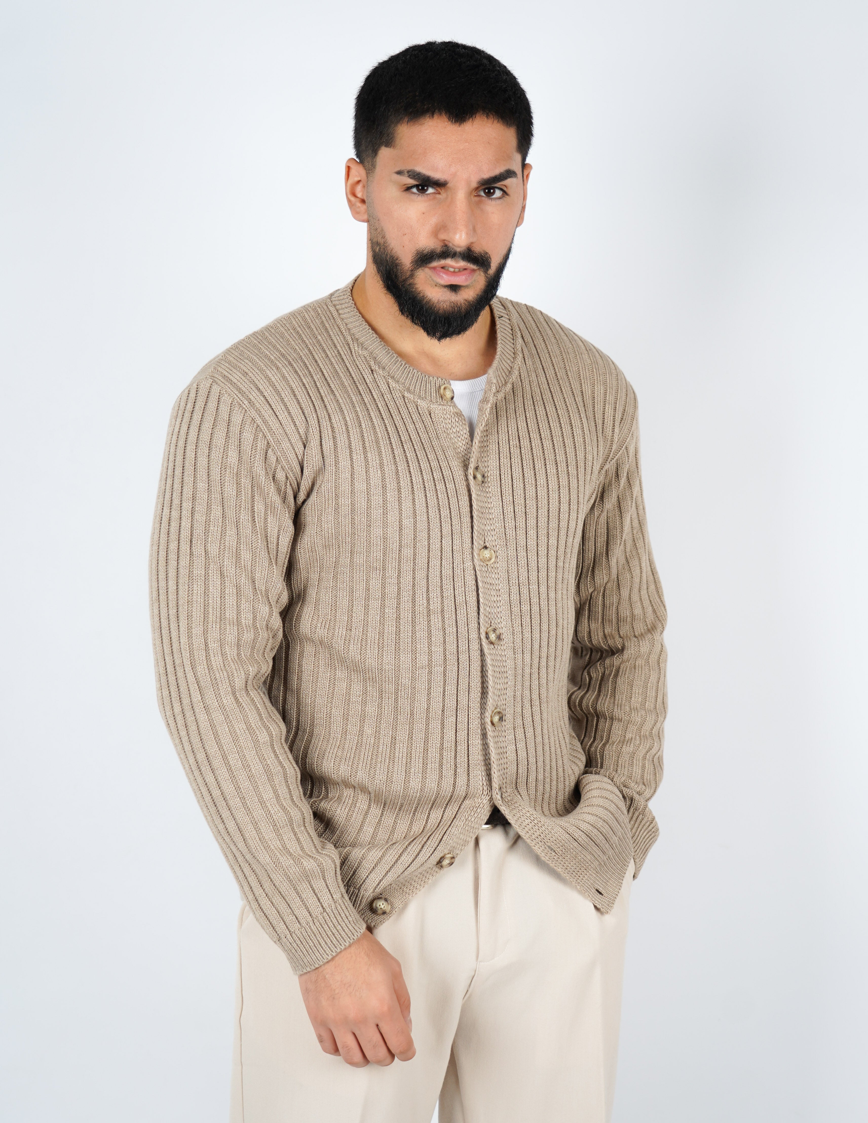 cardigan con bottoni a coste