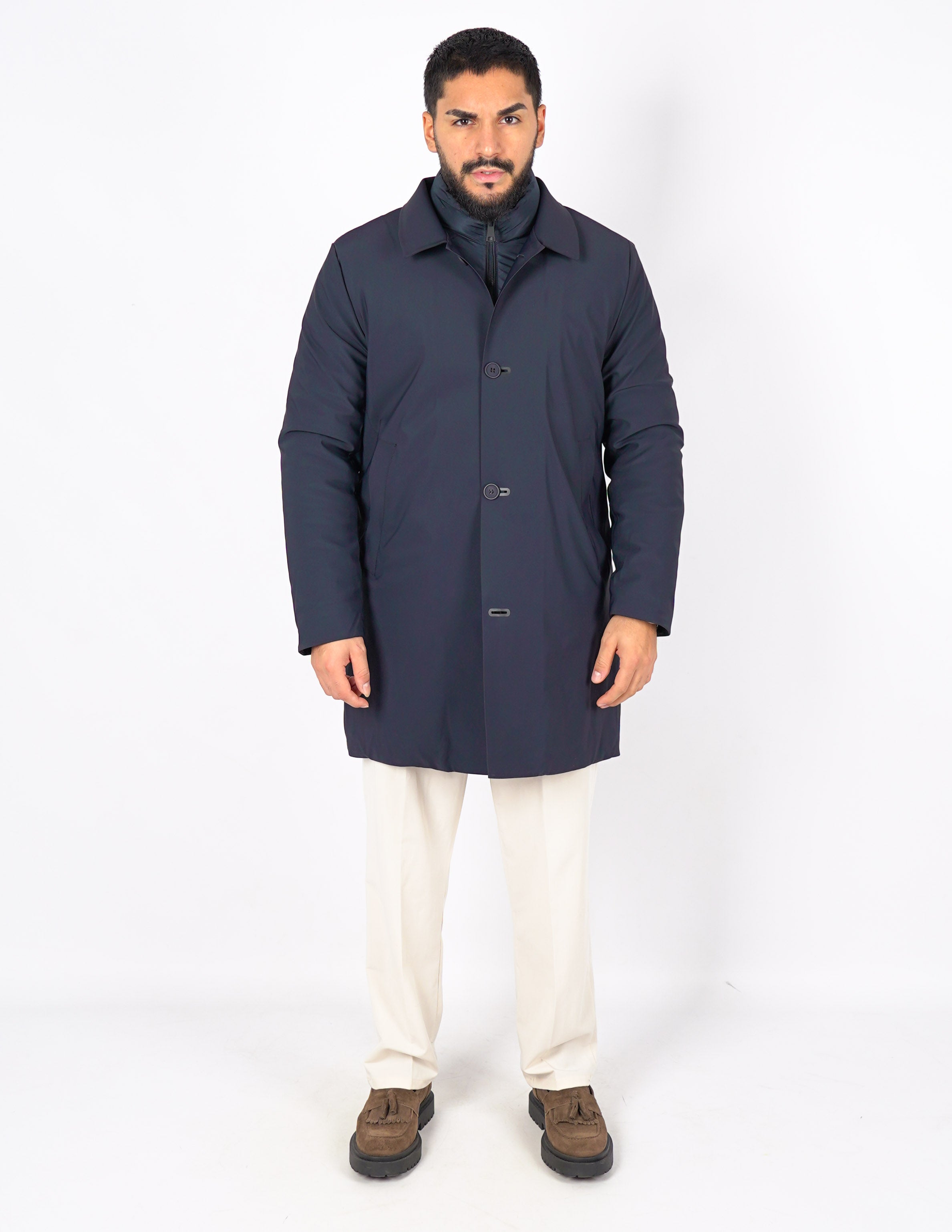 TRENCH CON PETTORINA SU TESSUTO IMPERMEABILE