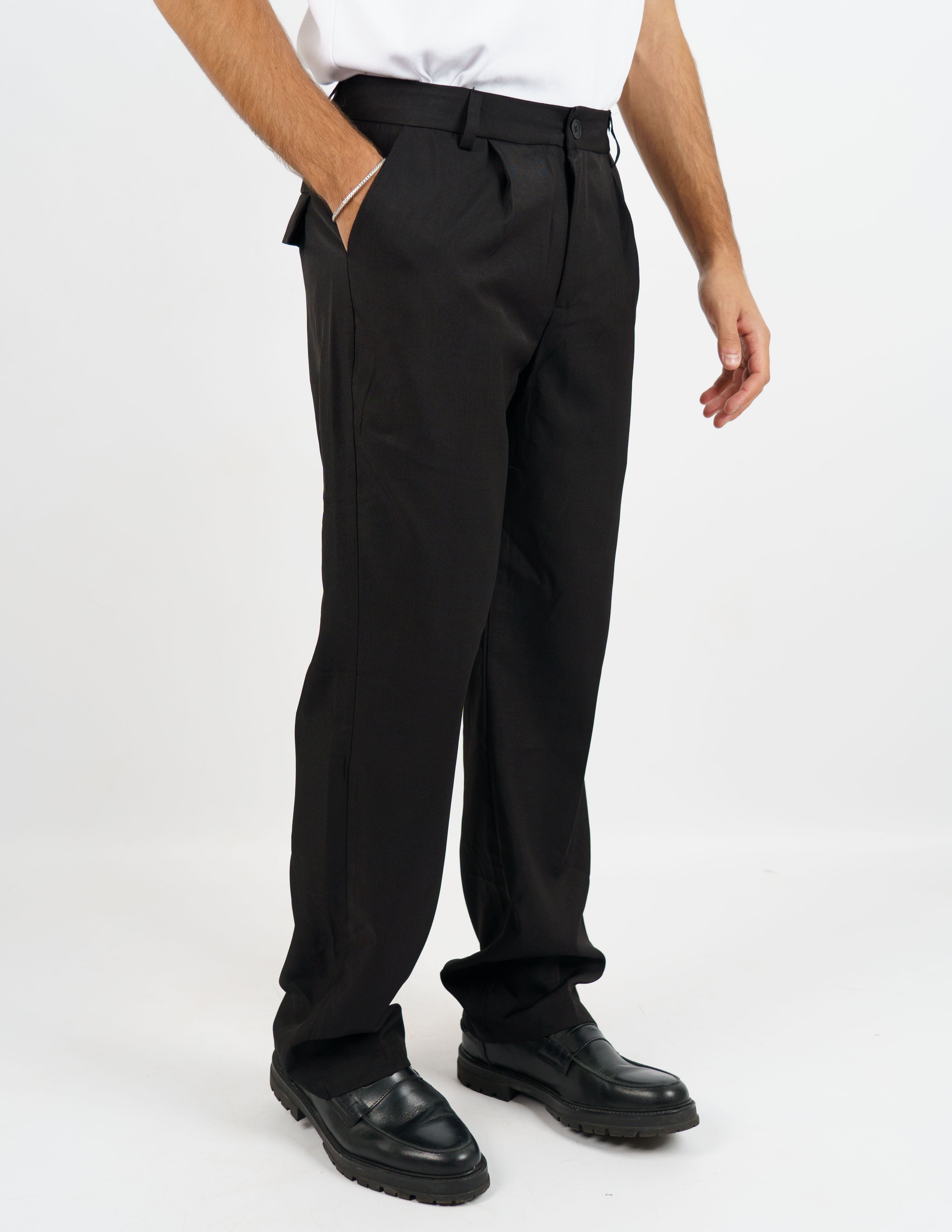 Pantalone con pence baggy