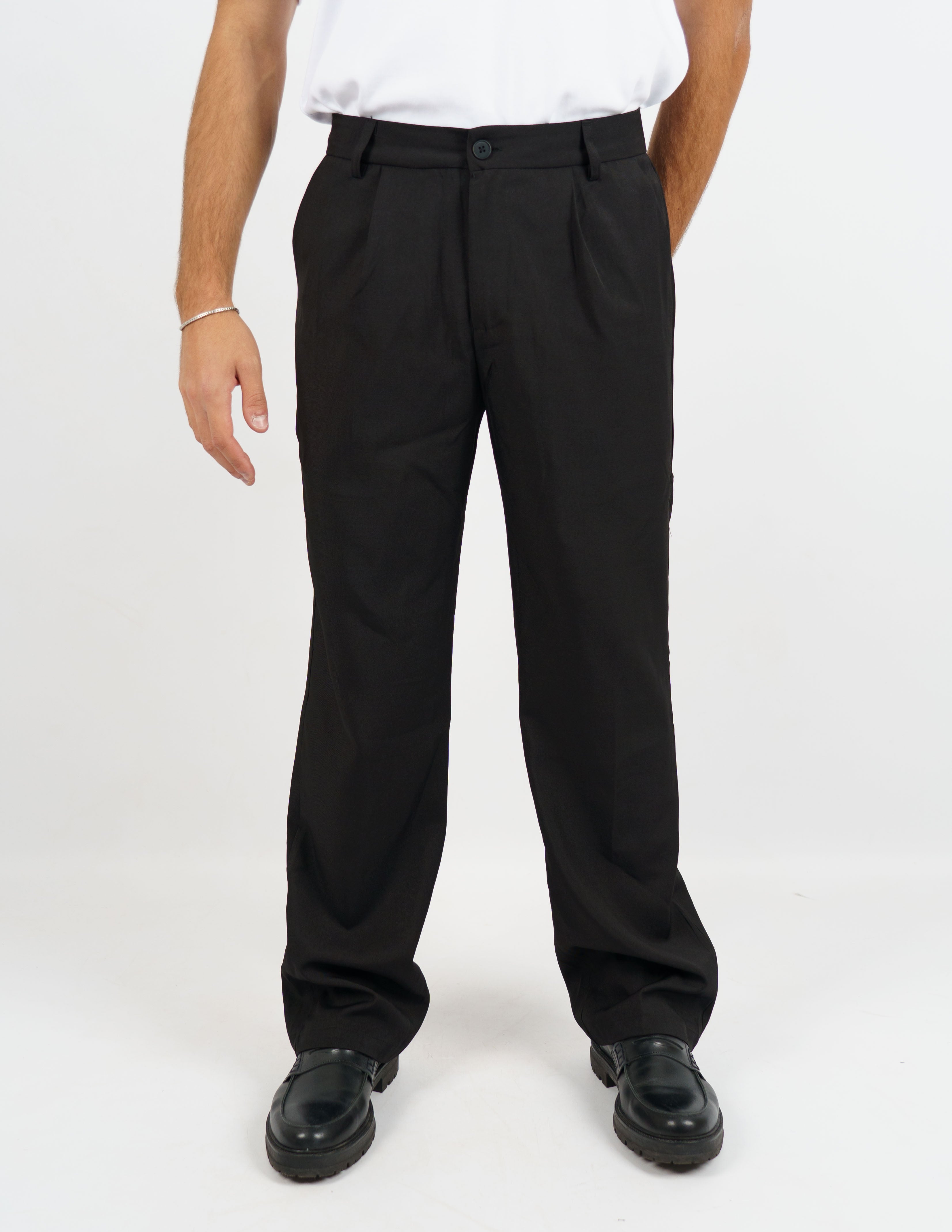 Pantalone con pence baggy