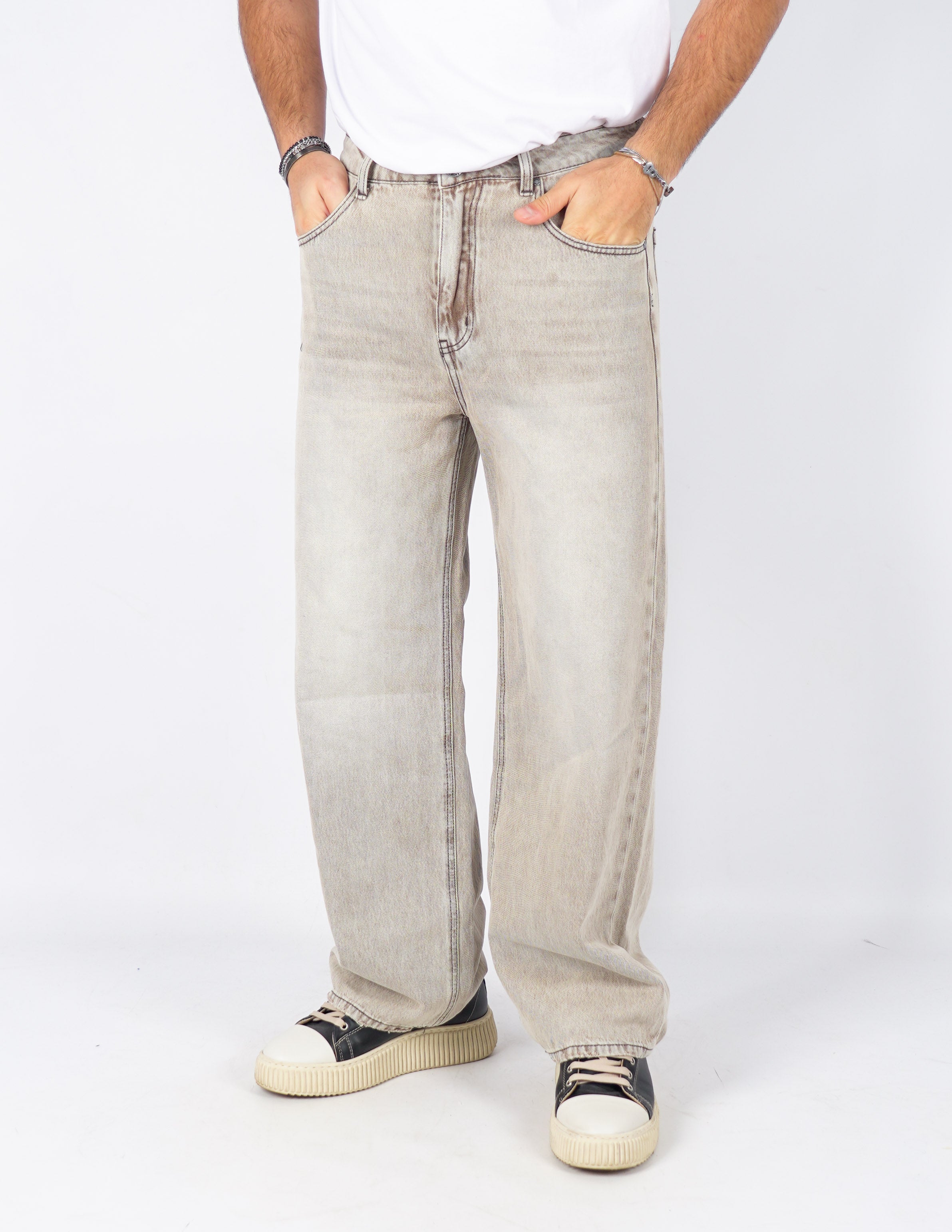 Jeans baggy lavaggio marrone