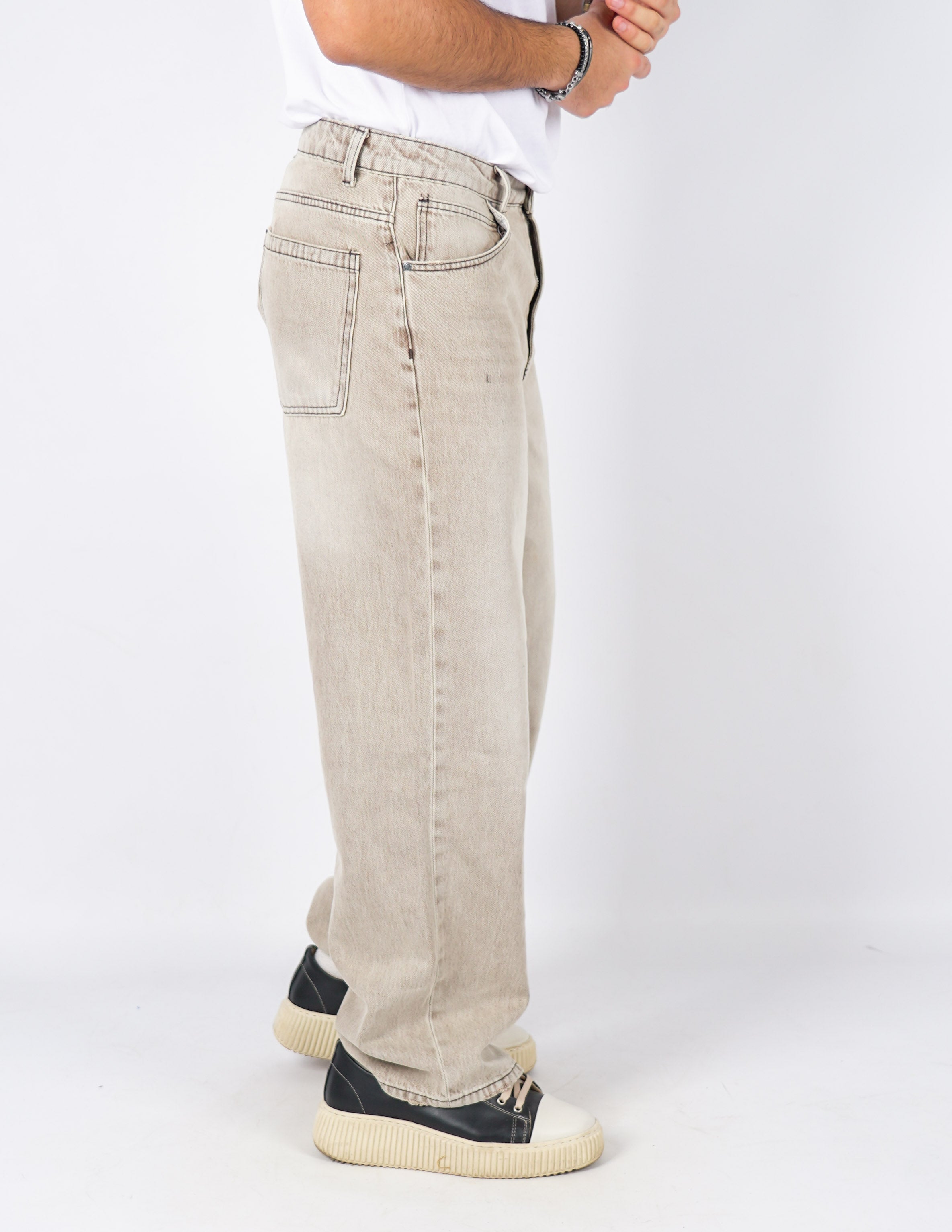 Jeans baggy lavaggio marrone
