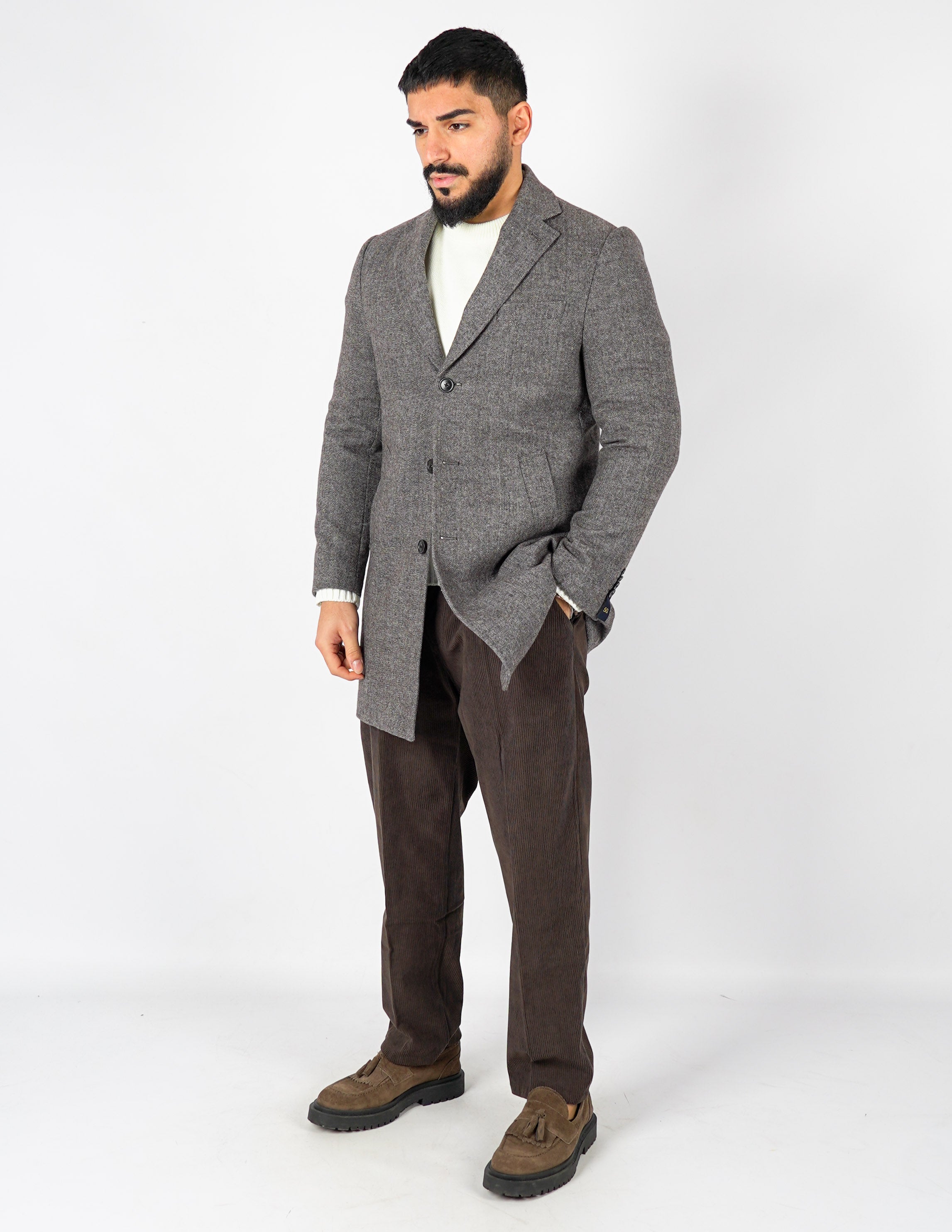 Cappotto con scollo a V